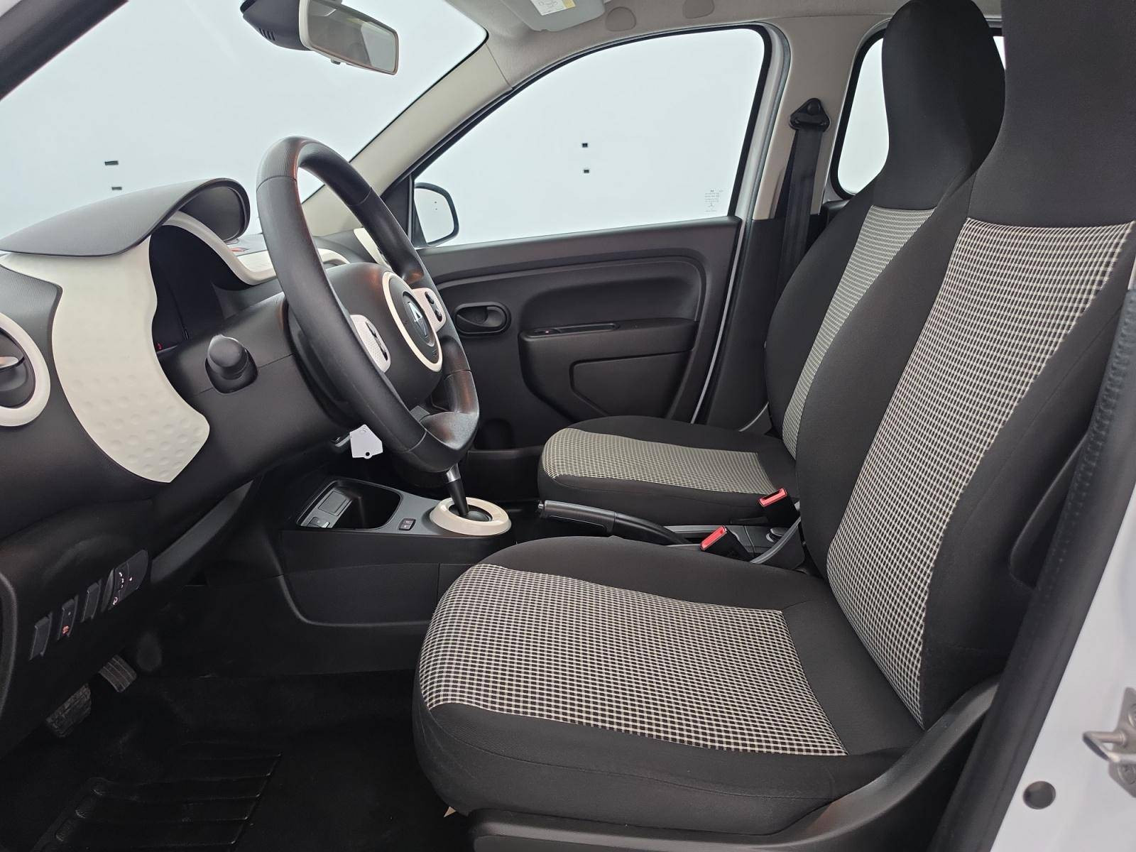 Vente en ligne Renault Twingo Electrique Twingo III E-Tech au prix de 11 490 €