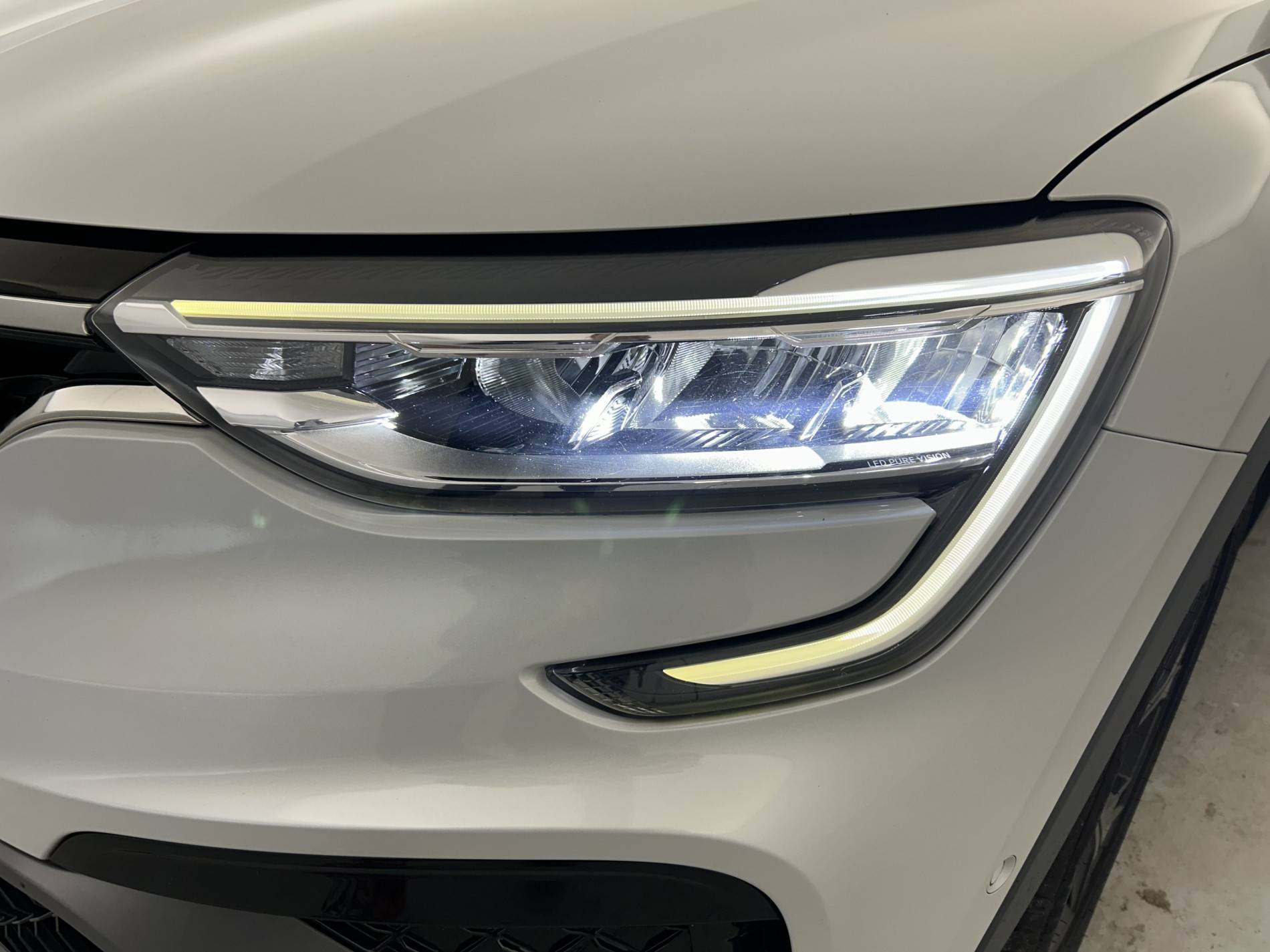 Vente en ligne Renault Arkana  E-Tech hybride 145 au prix de 20 000 €