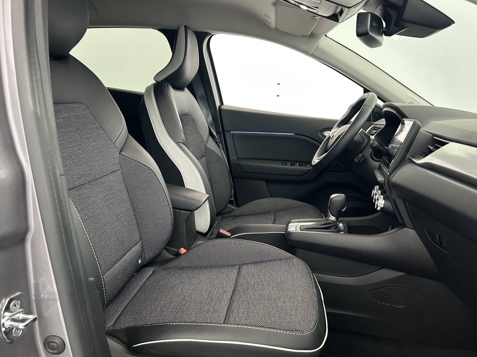 Vente en ligne Renault Captur  E-Tech 145 - 21 au prix de 19 990 €