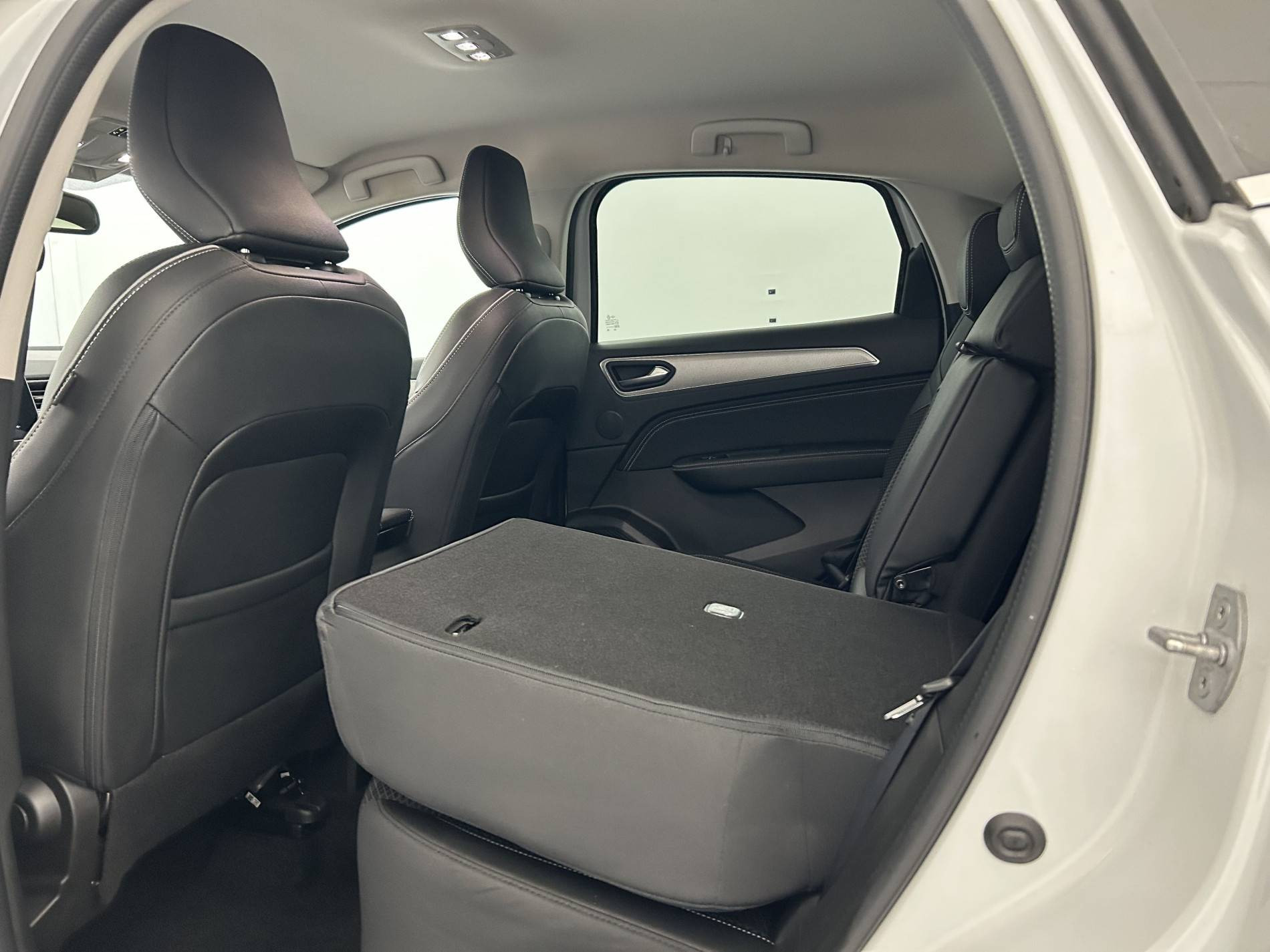 Vente en ligne Renault Arkana  E-Tech 145 - 21B au prix de 20 990 €