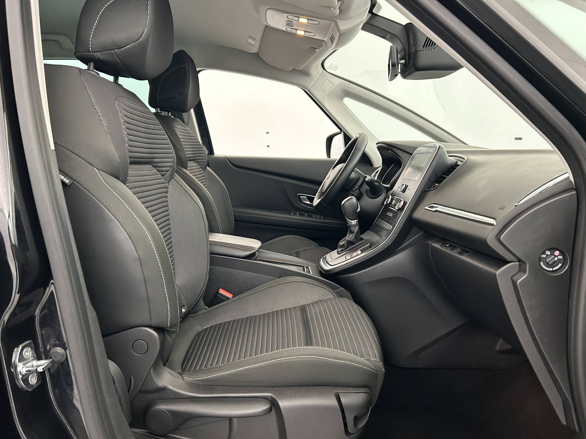 Vente en ligne Renault Scenic 4 Scenic Blue dCi 120 EDC - 21 au prix de 16 480 €