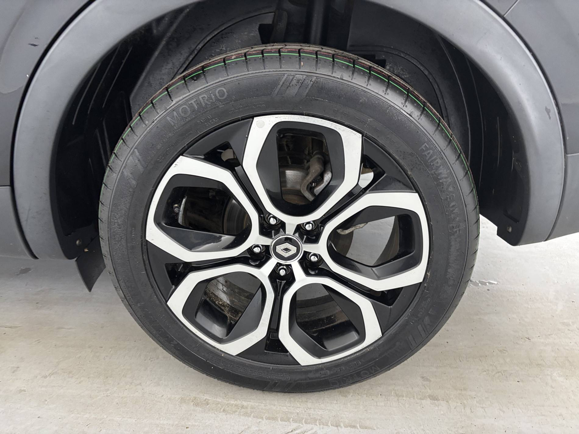 Vente en ligne Renault Arkana  E-Tech hybride 145 - 22 au prix de 19 890 €