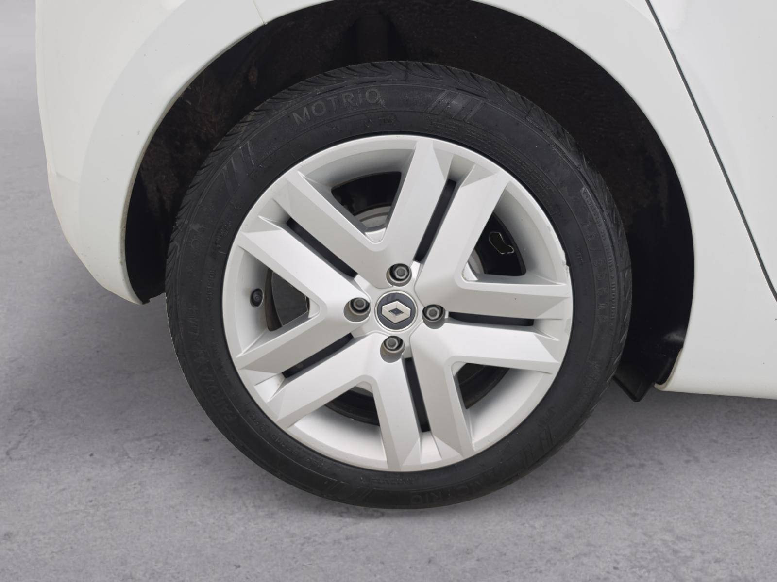 Vente en ligne Renault Clio 5 Clio E-Tech 140 - 21N au prix de 14 890 €