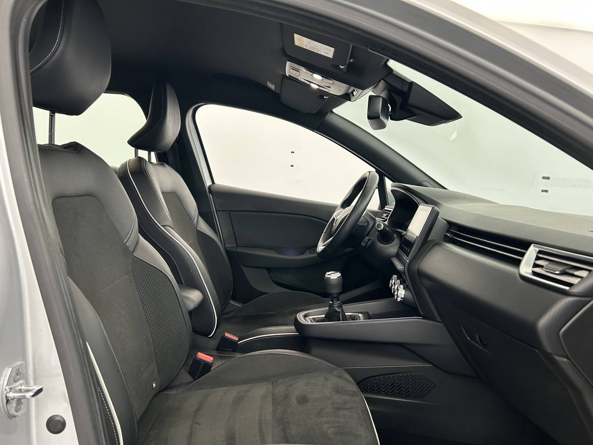 Vente en ligne Renault Clio 5 Clio TCe 100 au prix de 11 890 €