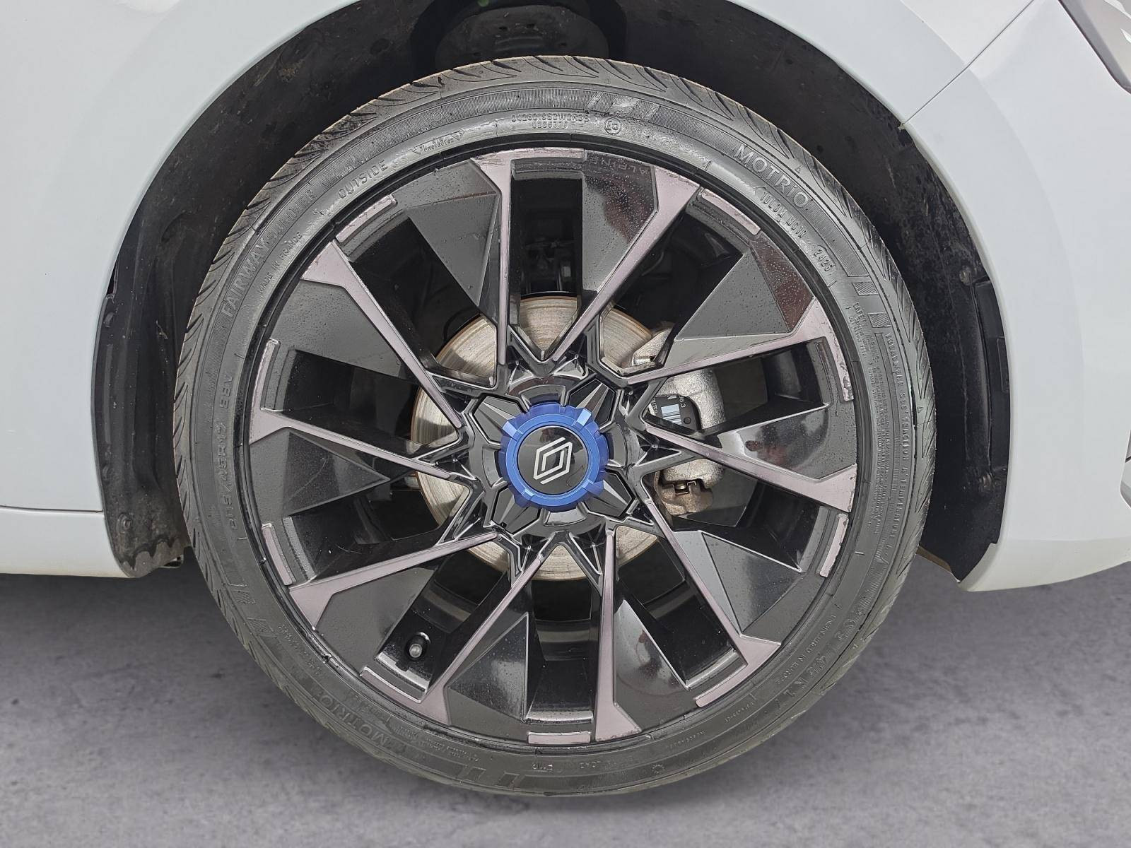 Vente en ligne Renault Clio 5 Clio TCe 90 au prix de 17 990 €