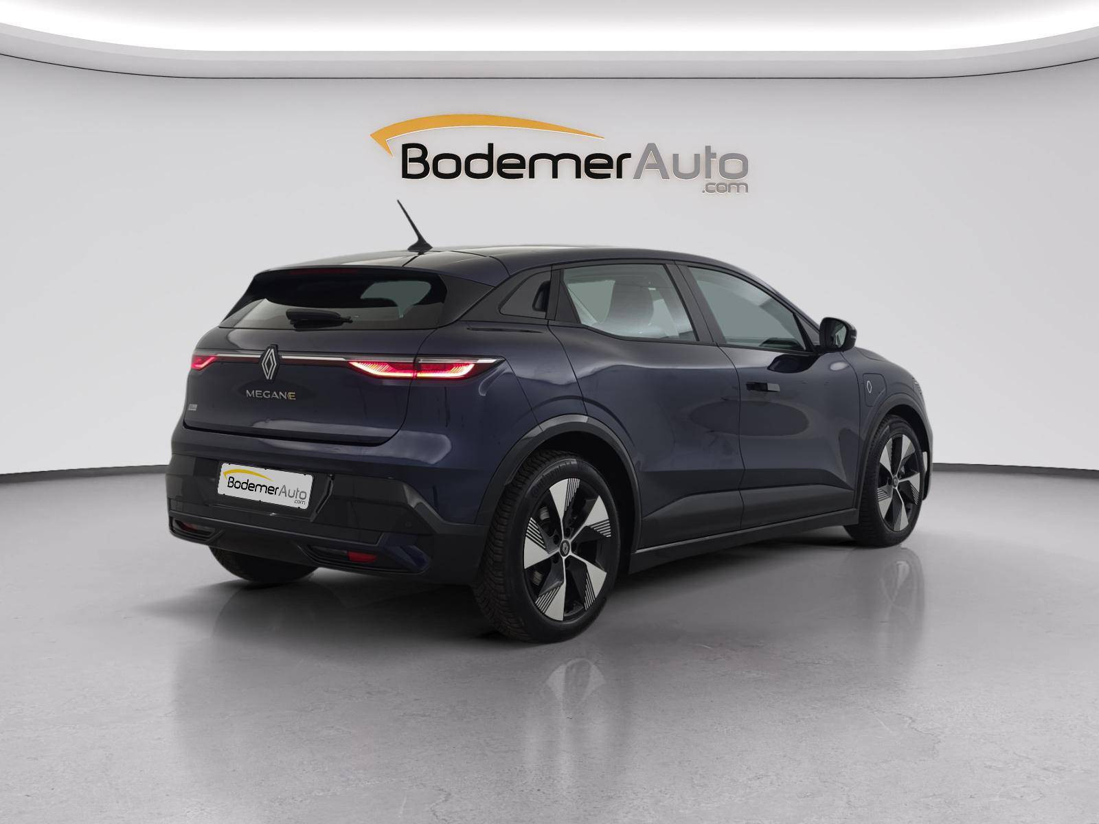 Vente en ligne Renault Megane E-Tech  EV60 220 ch super charge au prix de 22 990 €