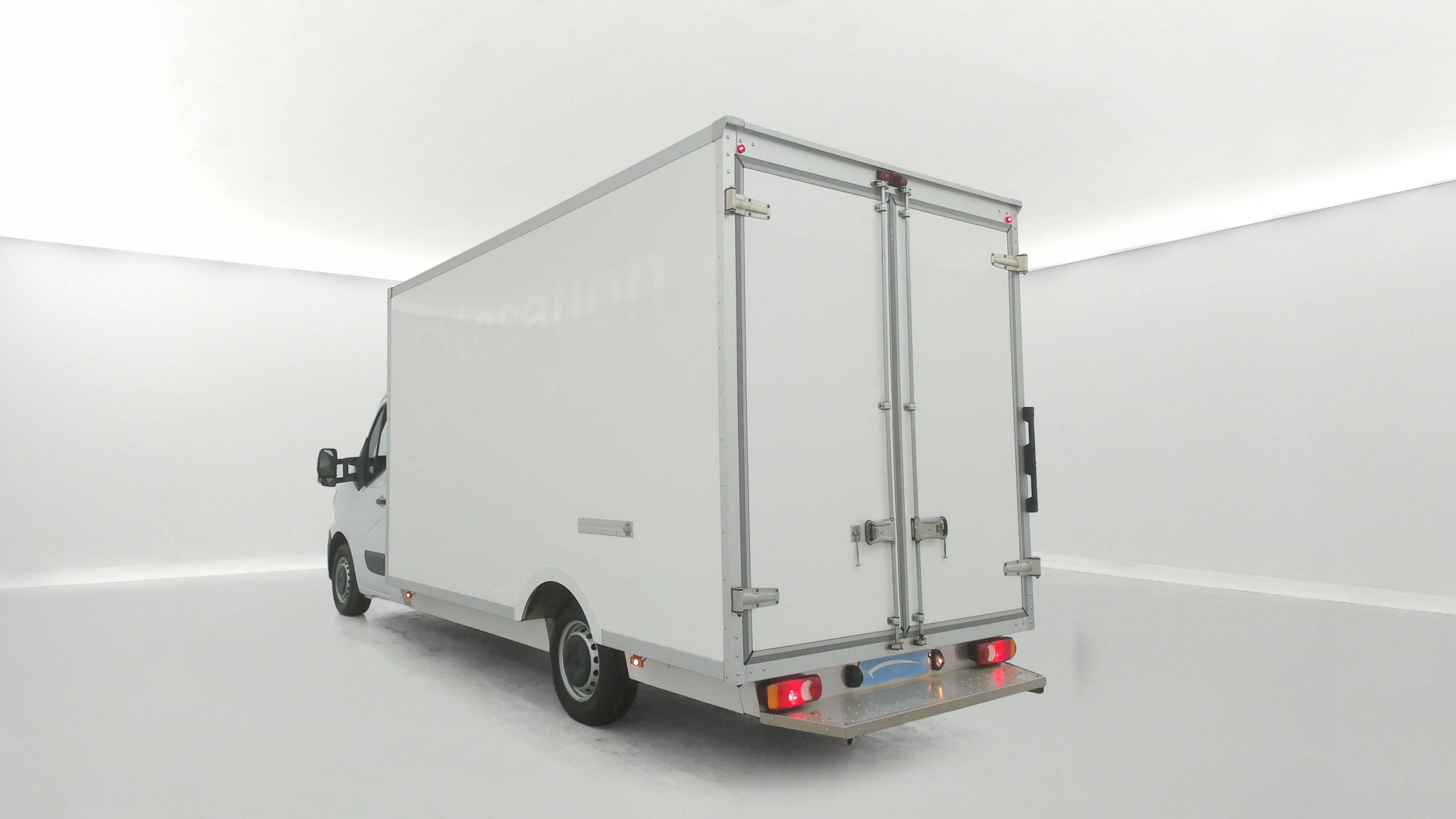 Vente en ligne Renault Master 3 Châssis Cabine MASTER PHC TRAC F3500 L3H1 BLUE DCI 145 EURO VI au prix de 30 990 €