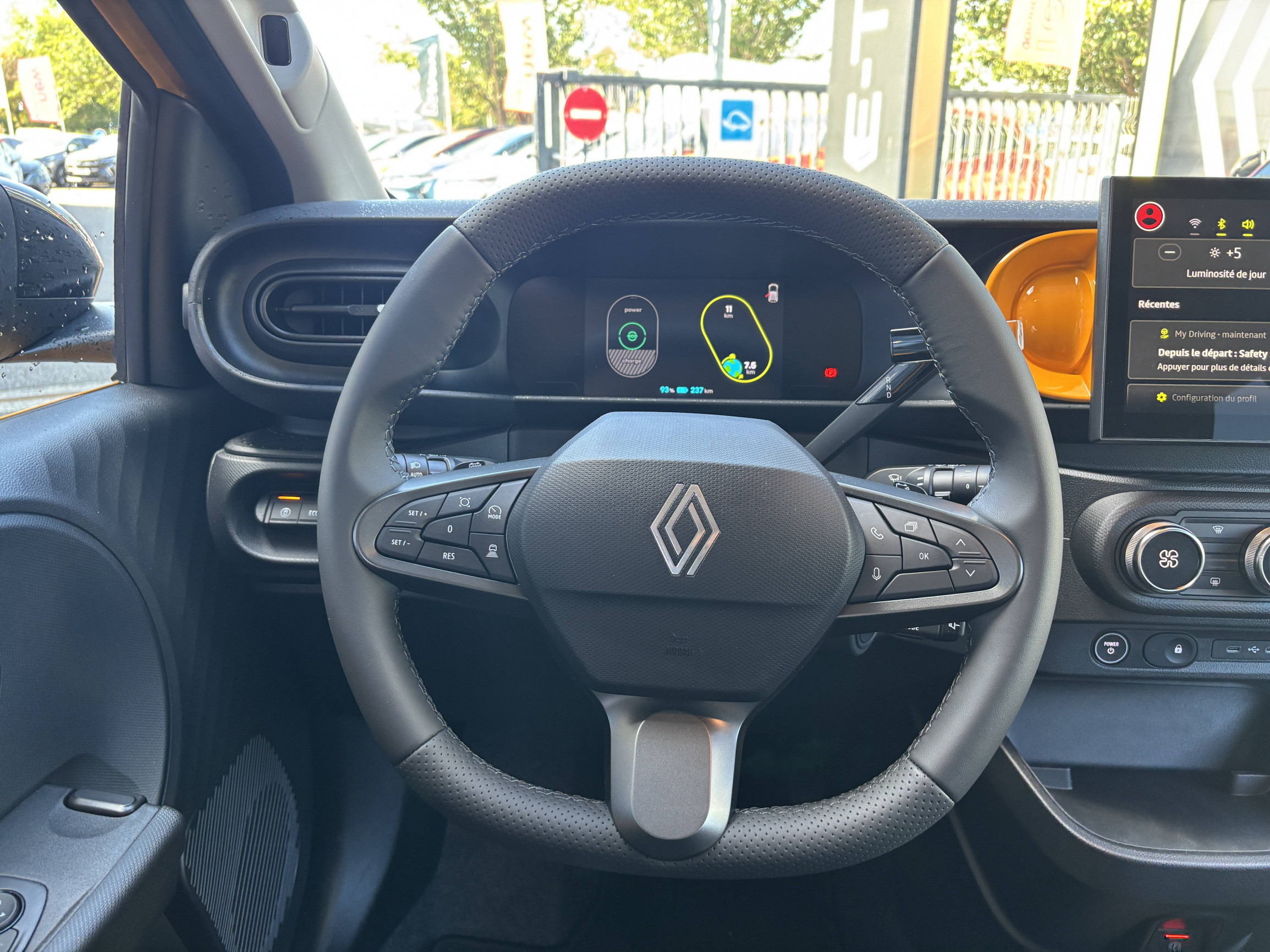Vente en ligne Renault Twingo Electrique  80 ch autonomie urbaine au prix de 21 090 €
