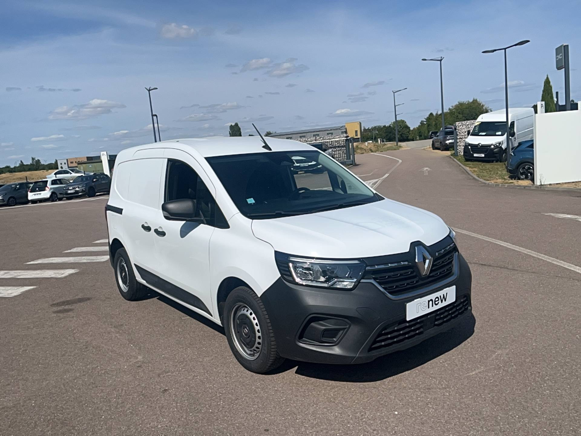 Vente en ligne Renault Kangoo Van  BLUE DCI 95 EDC au prix de 17 991 €