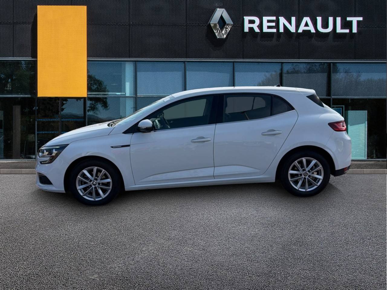 Vente en ligne Renault Megane 4 Mégane IV Berline Blue dCi 95 au prix de 14 990 €