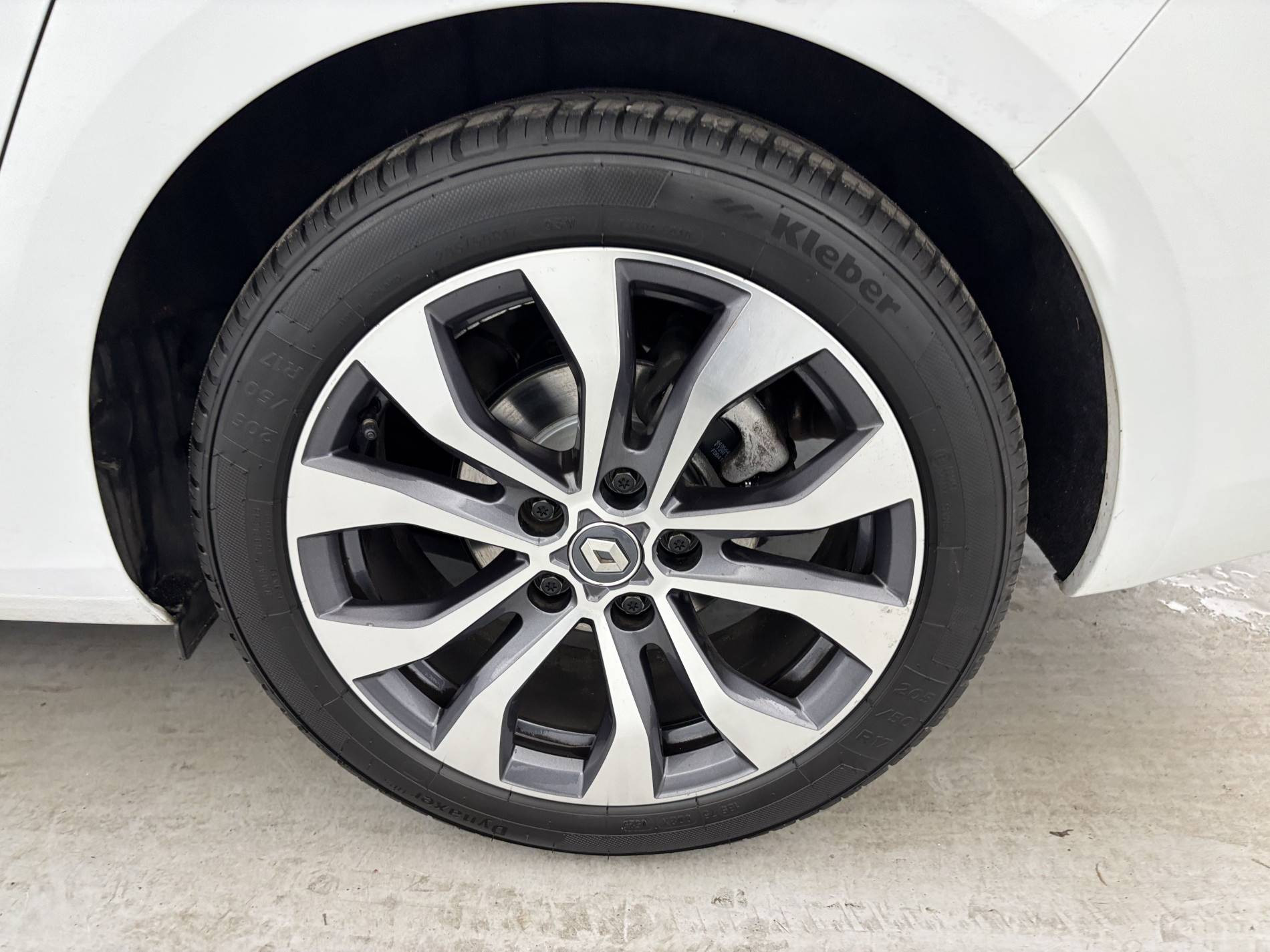 Vente en ligne Renault Megane 4 Estate  Blue dCi 115 EDC au prix de 18 450 €