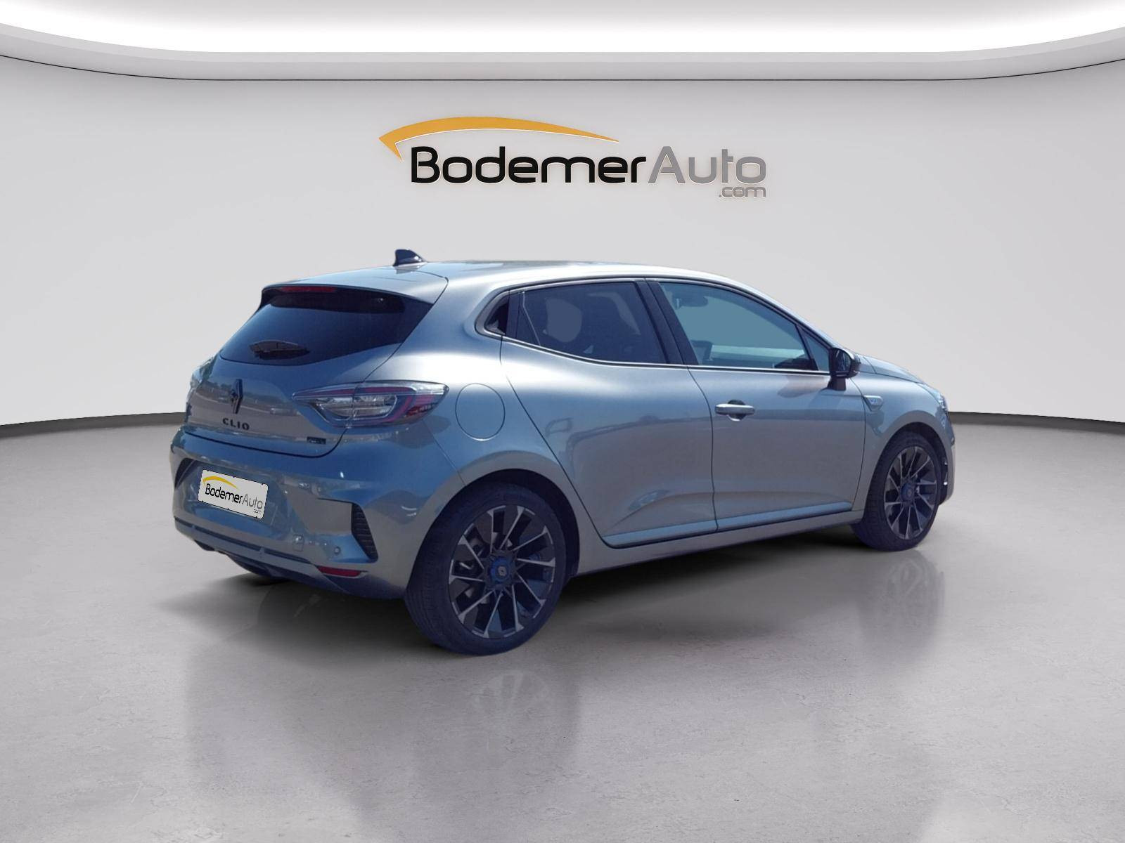 Vente en ligne Renault Clio 5 Clio E-Tech full hybrid 145 ch GSR2 au prix de 21 990 €