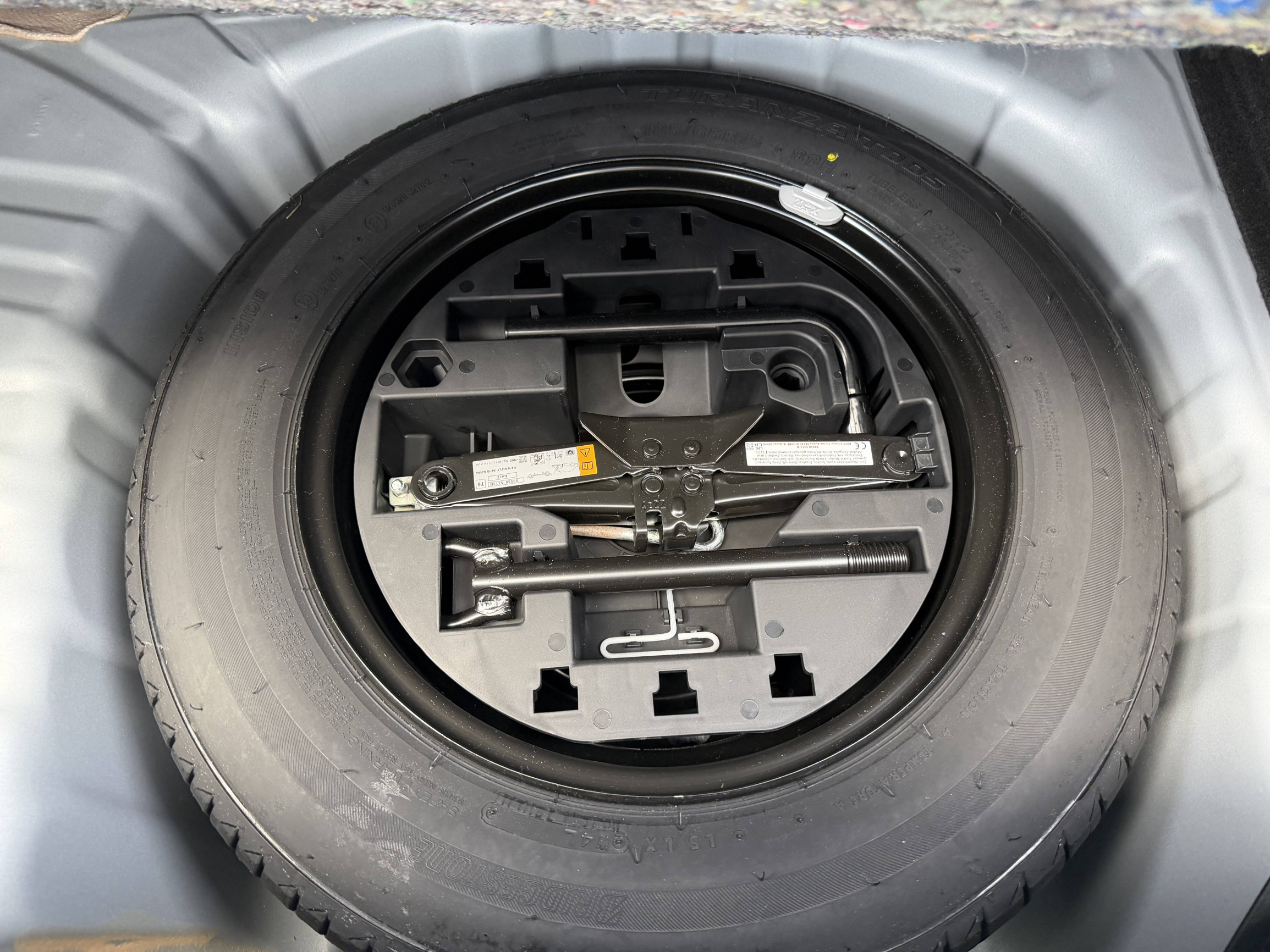 Vente en ligne Renault Clio 5 Clio TCe 90 au prix de 14 990 €