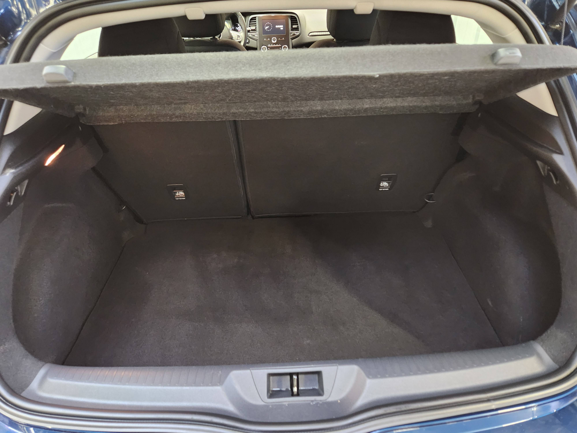 Vente en ligne Renault Megane 4 Mégane IV Berline dCi 90 Energy au prix de 13 890 €