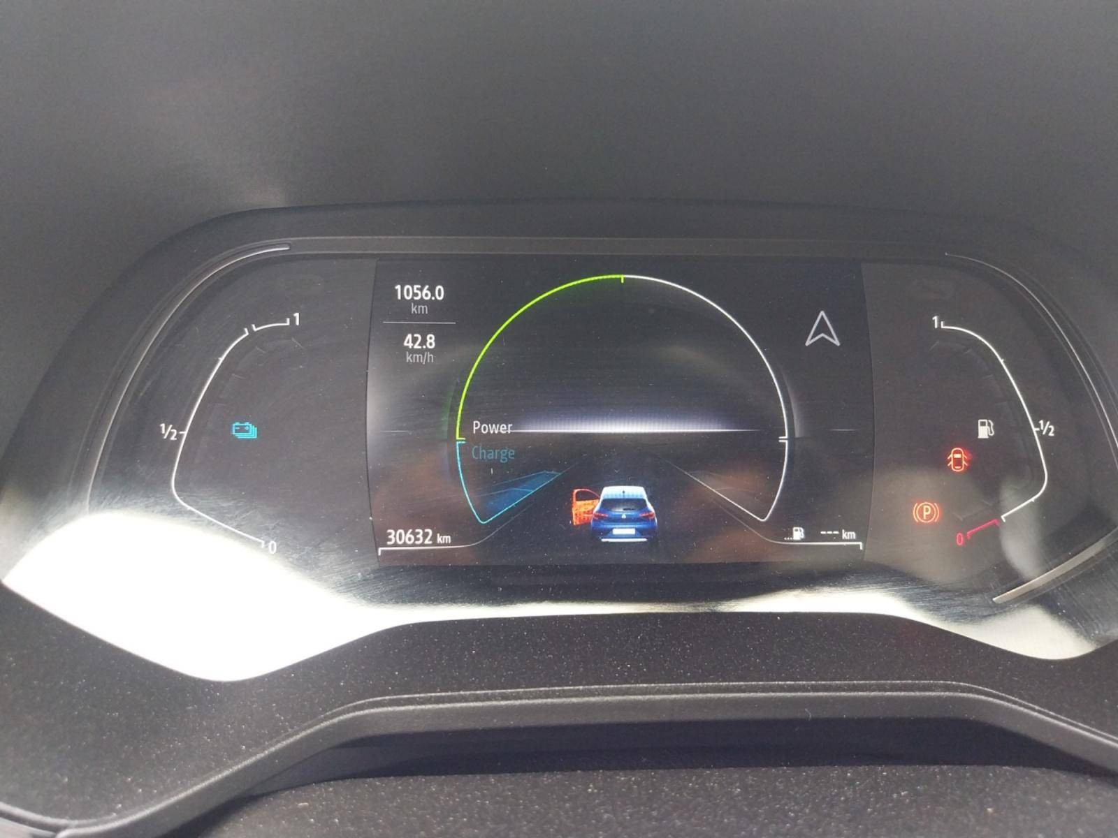 Vente en ligne Renault Clio 5 Clio E-Tech 140 - 21N au prix de 15 990 €