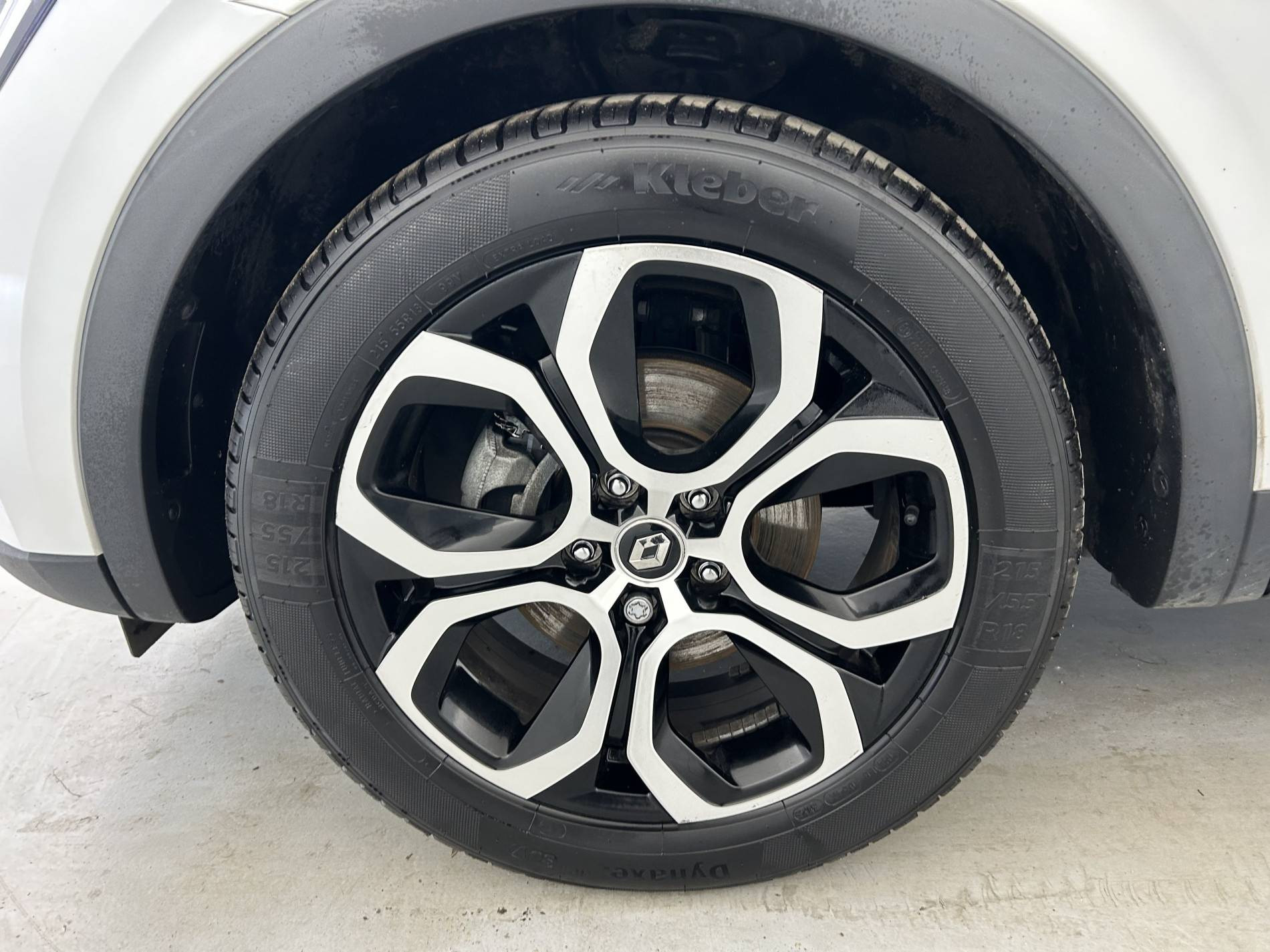 Vente en ligne Renault Arkana  E-Tech hybride 145 - 22 au prix de 21 890 €