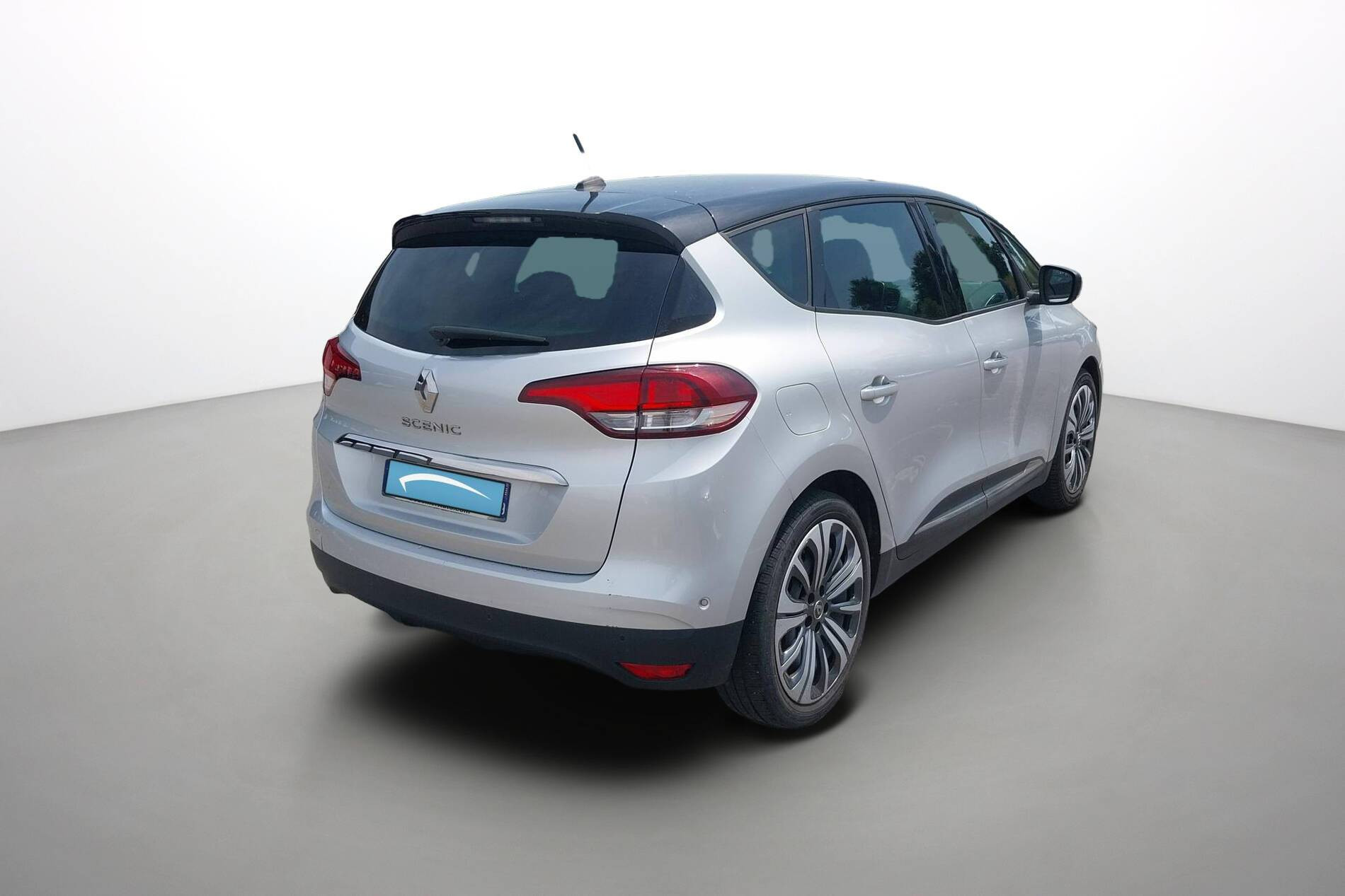 Vente en ligne Renault Scenic 4 Scenic TCe 140 au prix de 18 790 €