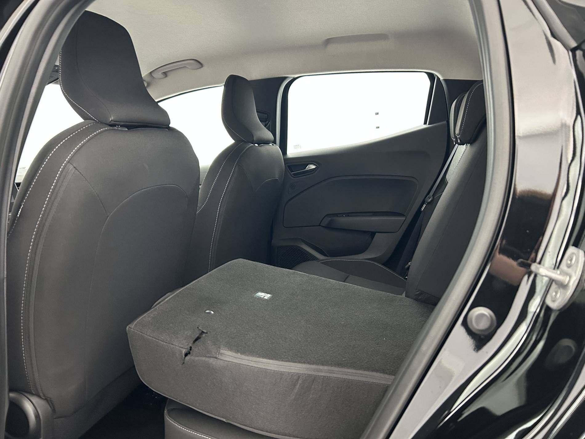 Vente en ligne Renault Clio 5 Clio TCe 90 ch GSR2 au prix de 16 970 €