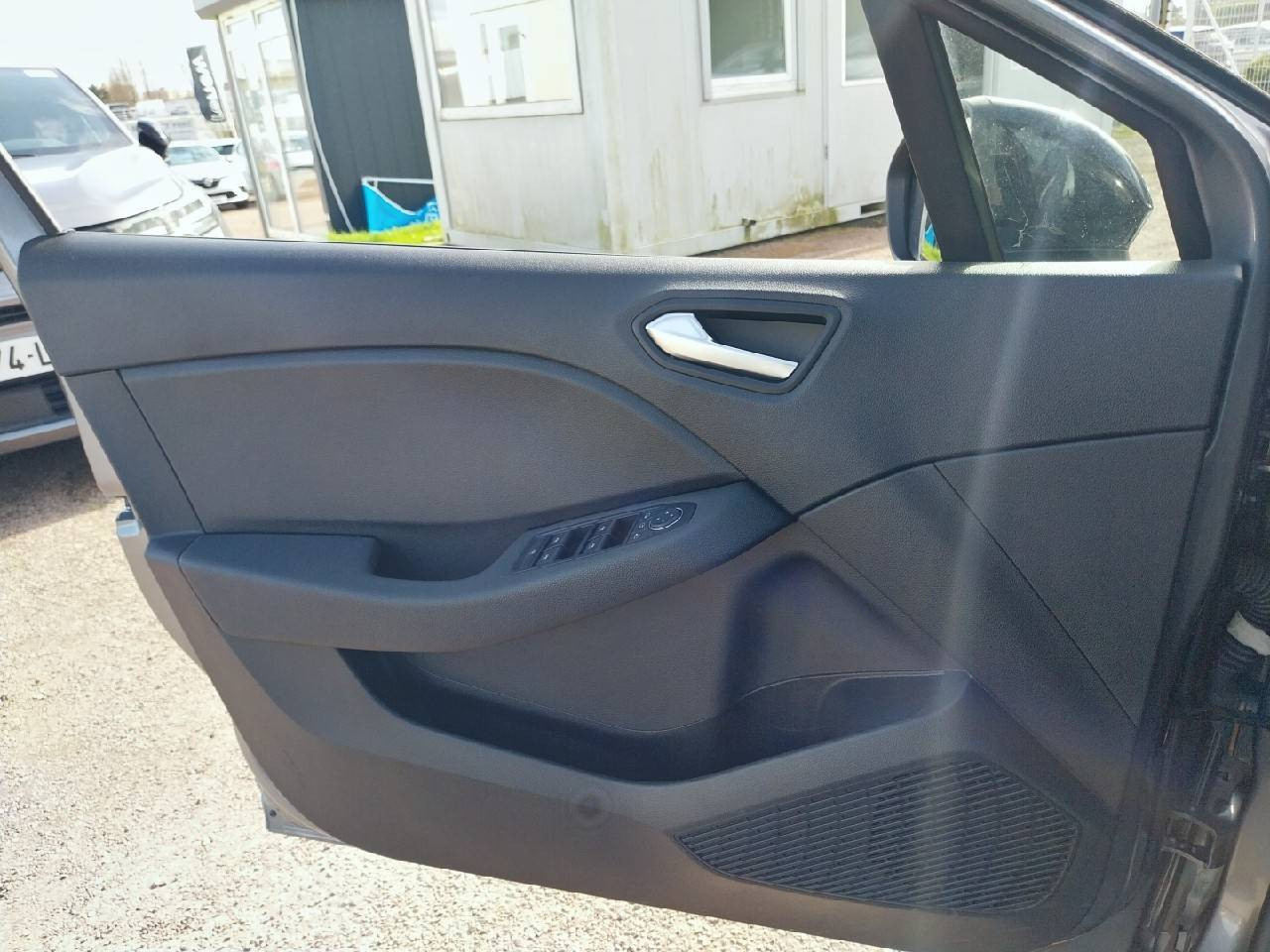 Vente en ligne Renault Clio 5 Clio SCe 65 au prix de 13 990 €