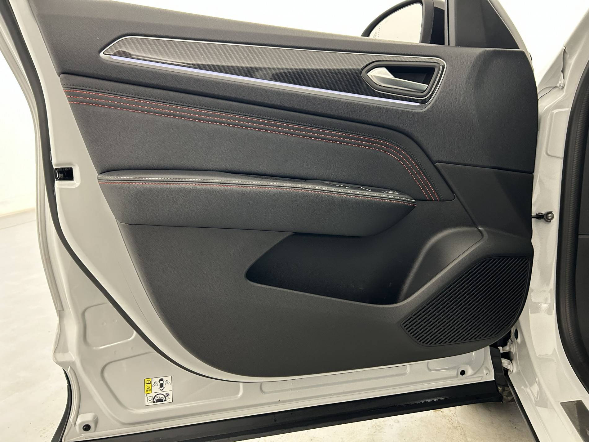 Vente en ligne Renault Arkana  E-Tech hybride 145 au prix de 20 000 €