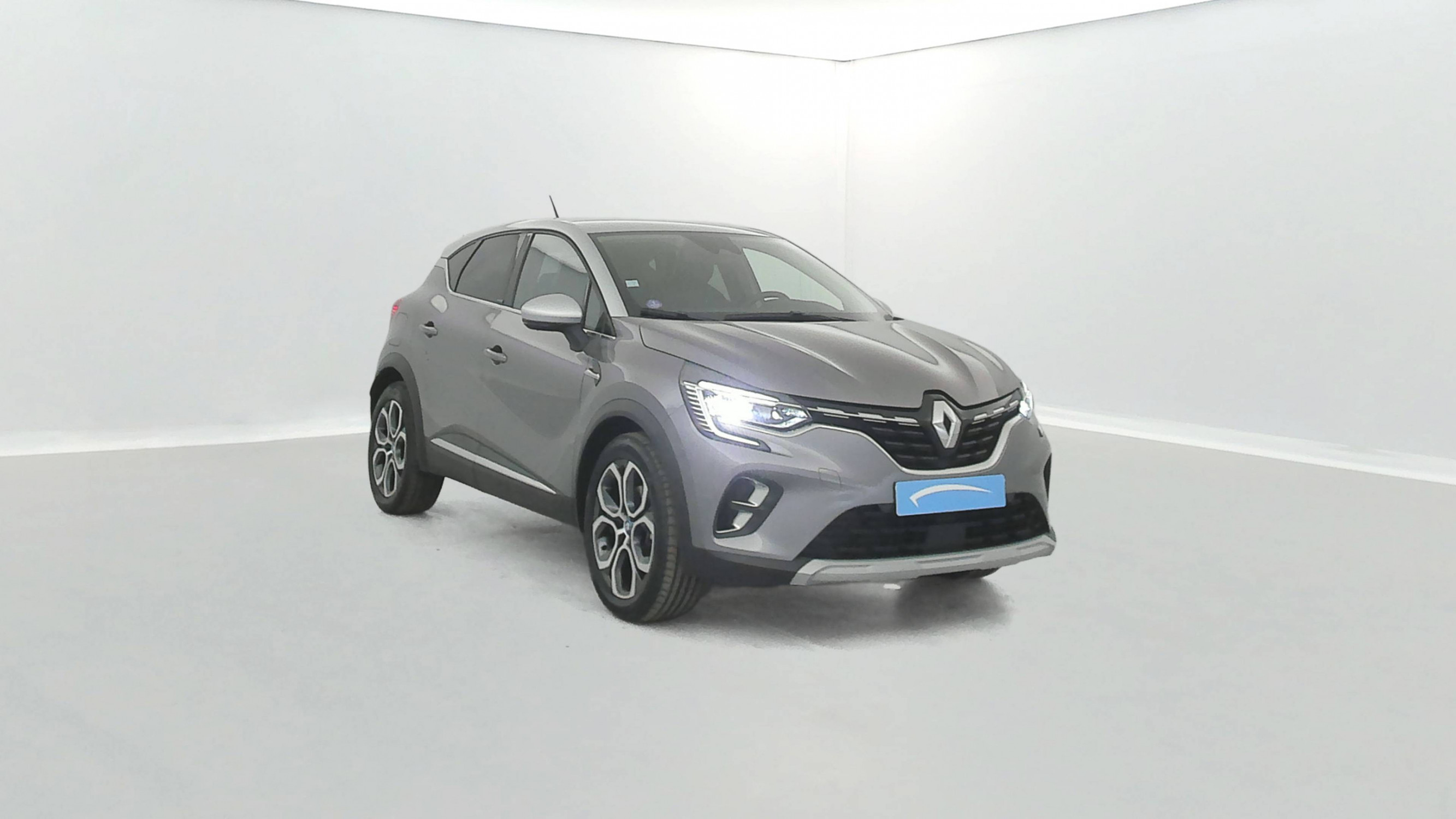 Vente en ligne Renault Captur  E-Tech Plug-in 160 au prix de 17 490 €