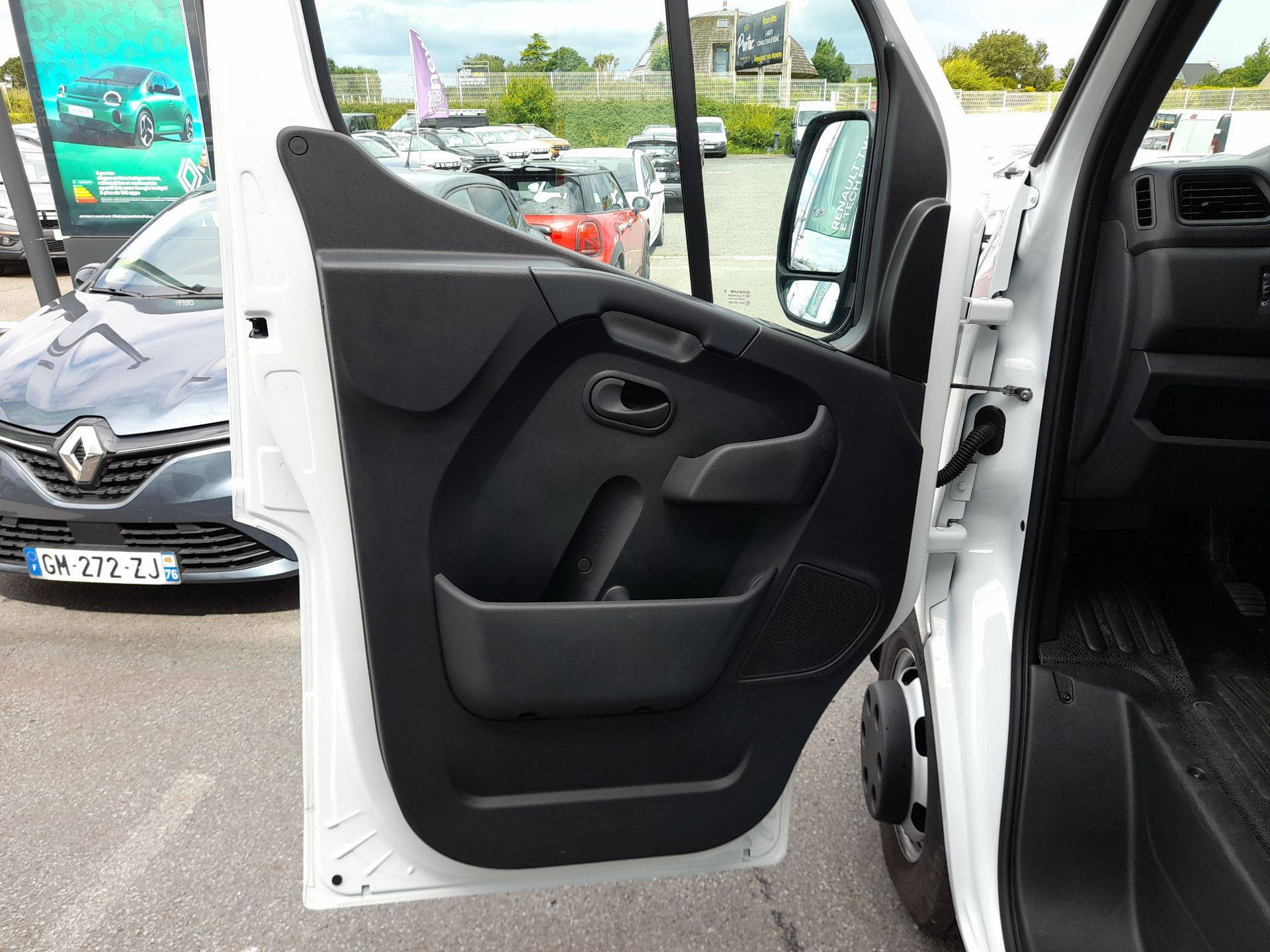 Vente en ligne Renault Master 3 Châssis Cabine MASTER CC PROP RJ3500 L2 PAFC BLUE DCI 130 EURO VI au prix de 33 990 €
