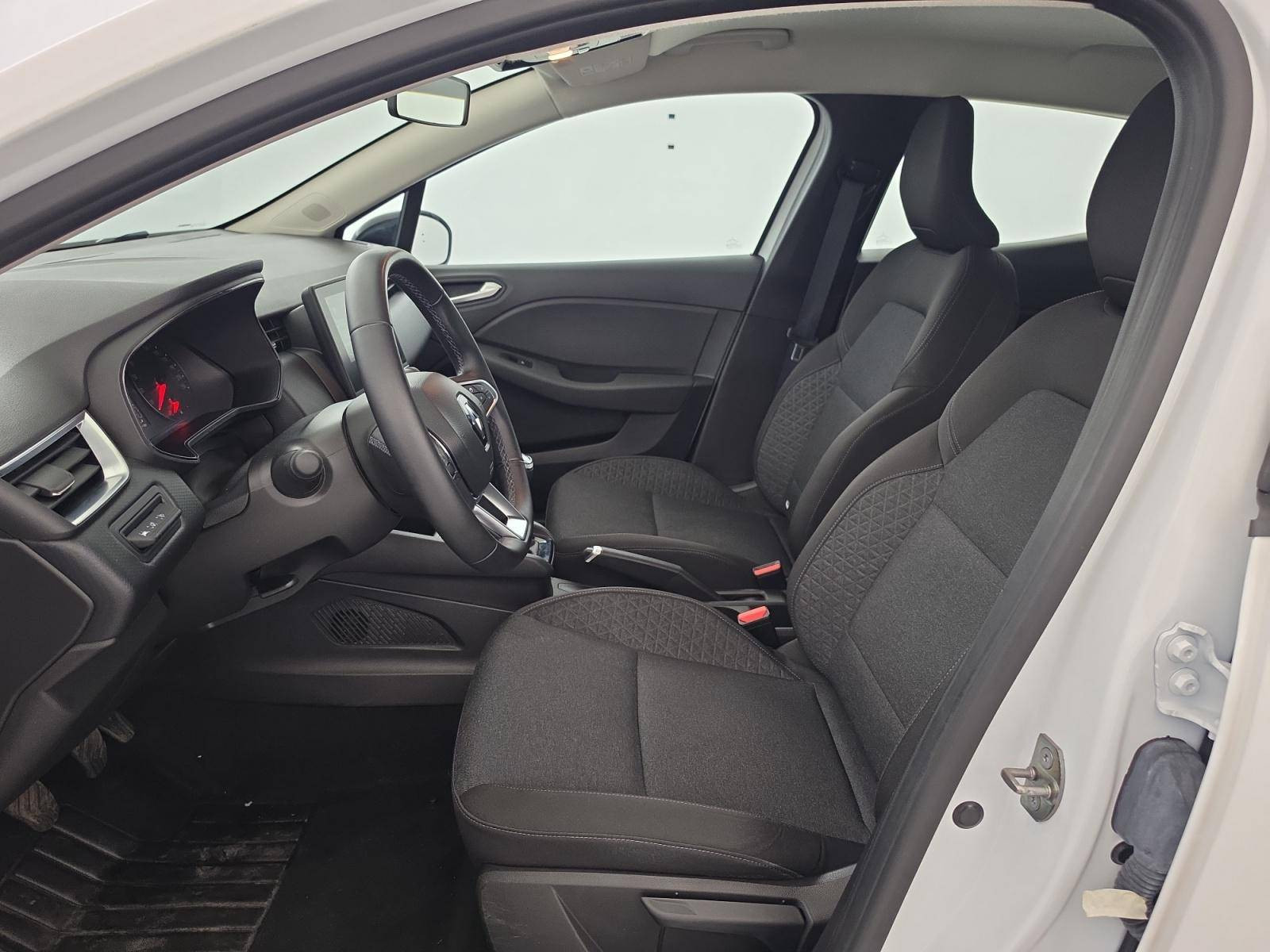 Vente en ligne Renault Clio 5 Clio TCe 90 au prix de 13 790 €