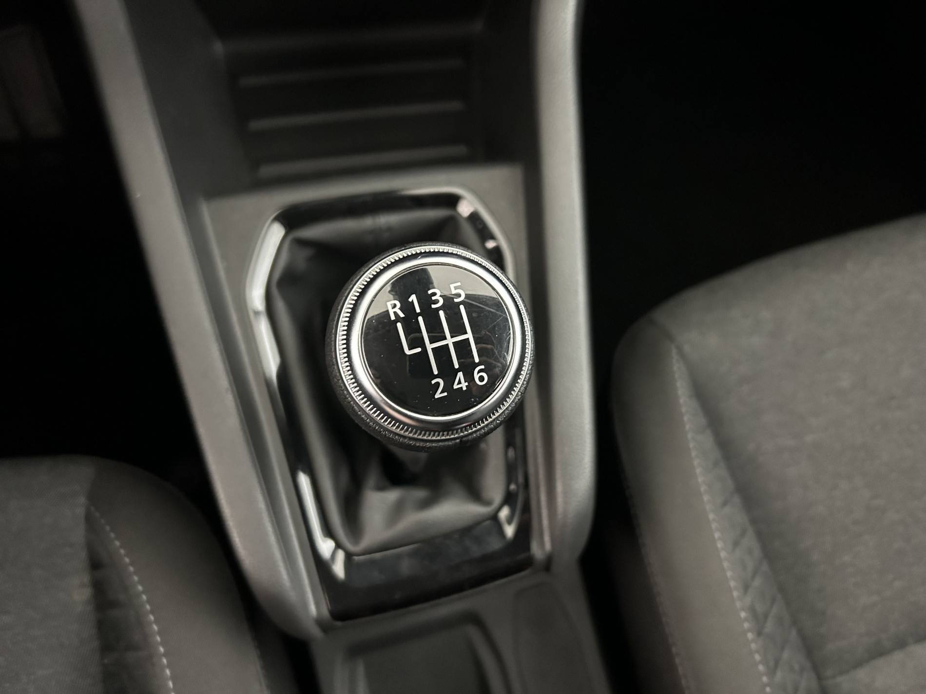 Vente en ligne Renault Clio 5 Clio TCe 90 au prix de 14 790 €