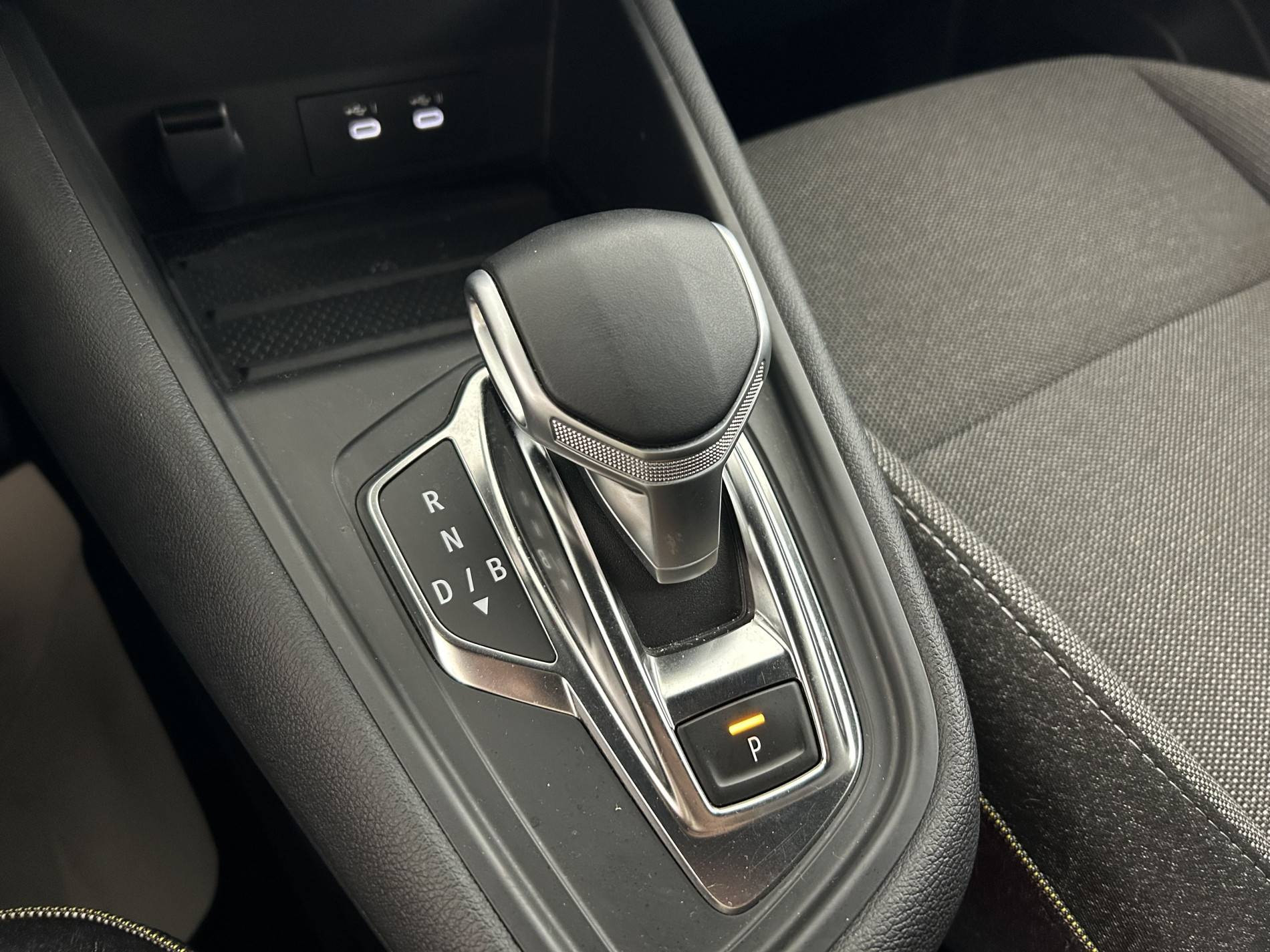 Vente en ligne Renault Symbioz  E-Tech full hybrid 145 au prix de 26 490 €