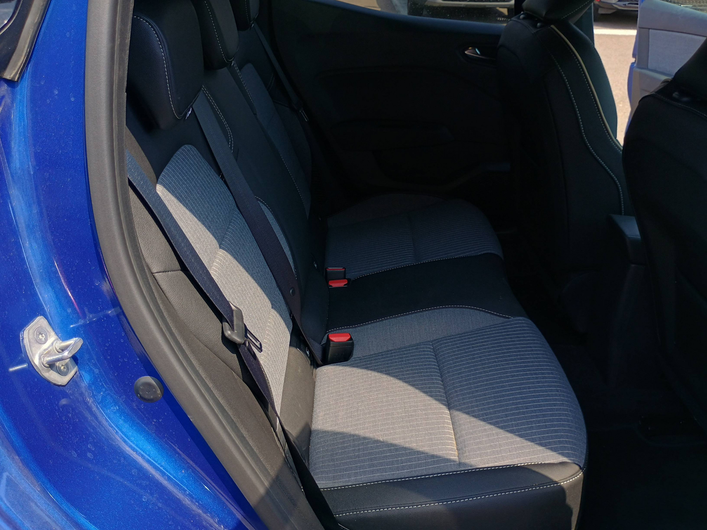 Vente en ligne Renault Clio 5 Clio E-Tech full hybrid 145 ch GSR2 au prix de 20 321 €