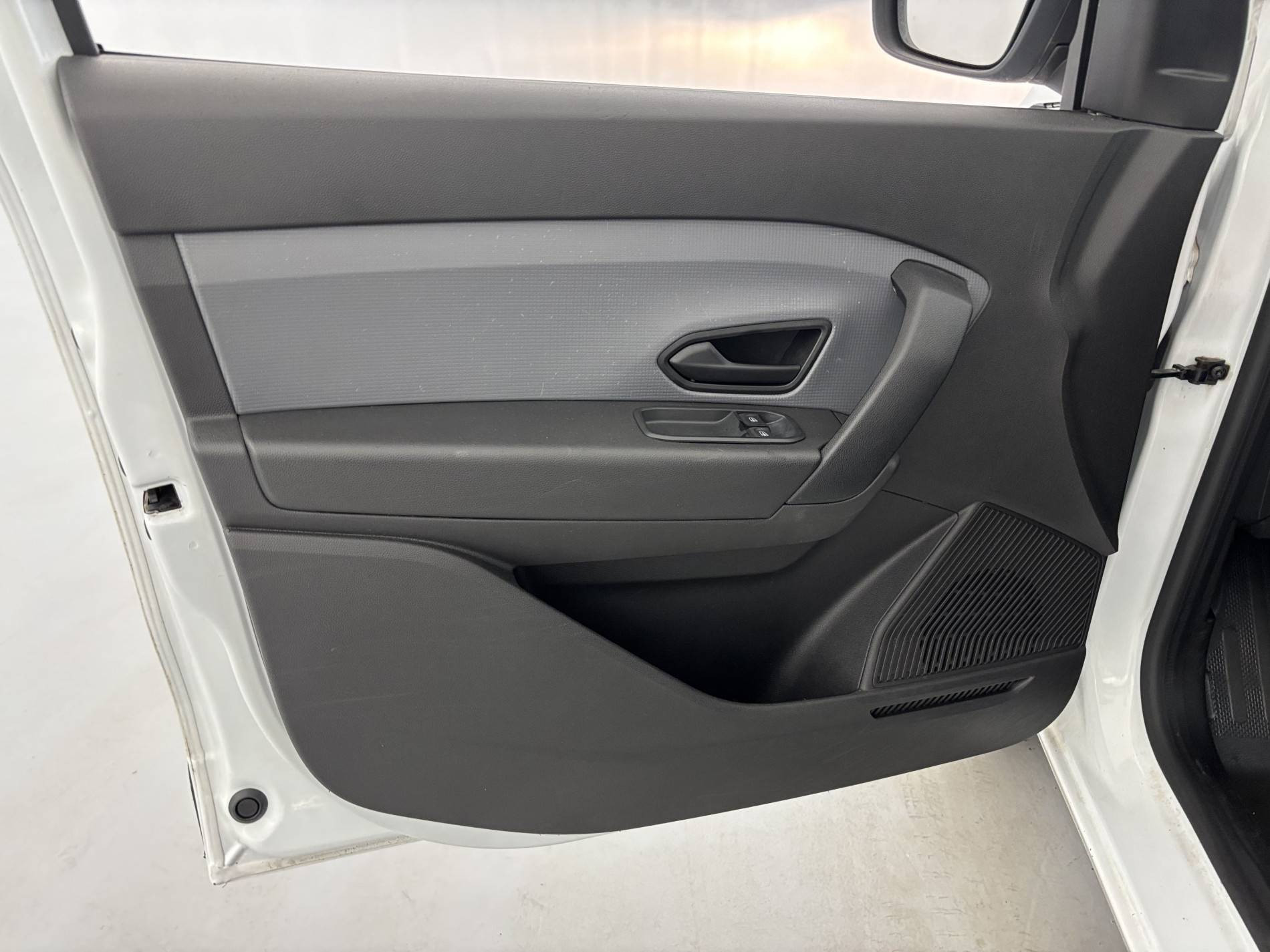 Vente en ligne Renault Express Van  BLUE DCI 95 - 22 au prix de 14 868 €