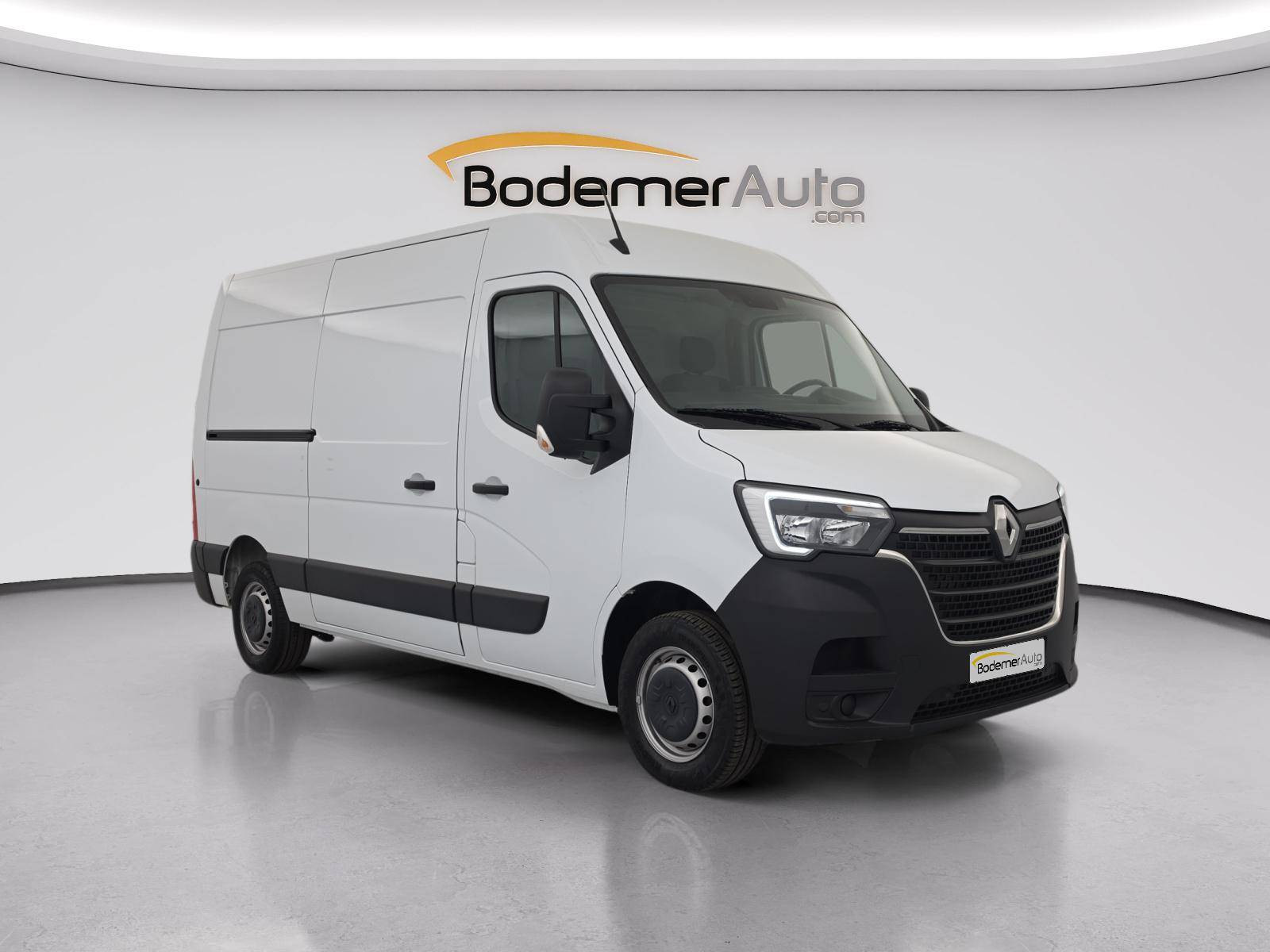 Vente en ligne Renault Master Fourgon MASTER FGN TRAC F3500 L2H2 BLUE DCI 135 au prix de 24 000 €