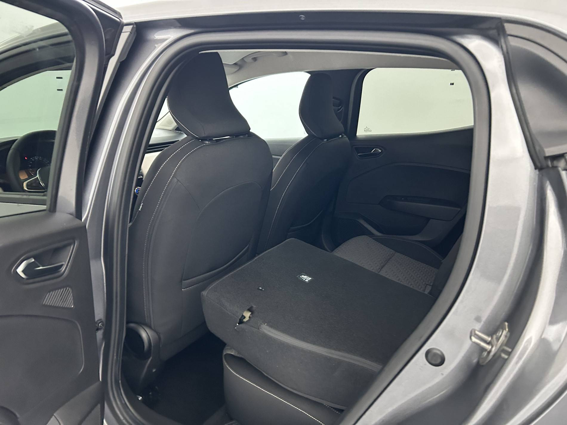 Vente en ligne Renault Clio 5 Clio TCe 90 au prix de 14 990 €