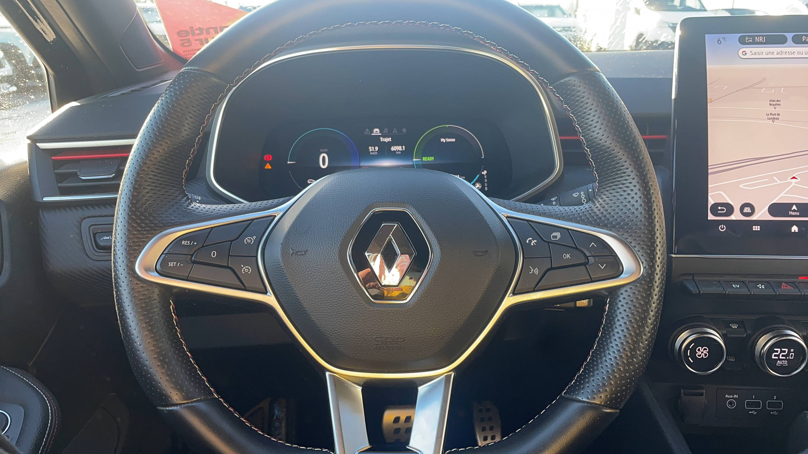 Vente en ligne Renault Clio 5 Clio E-Tech hybride 145 au prix de 17 911 €