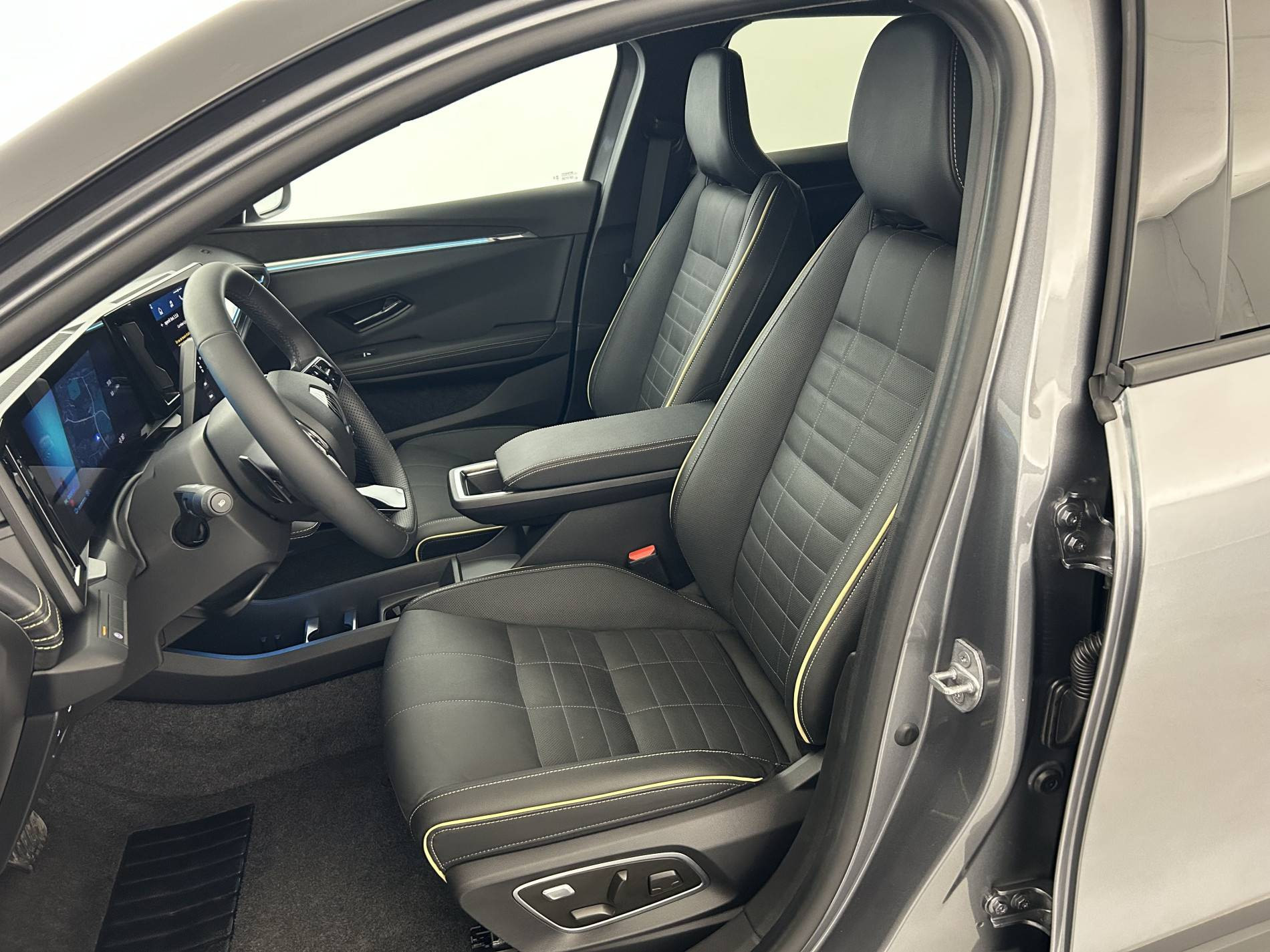 Vente en ligne Renault Megane E-Tech  220 ch autonomie confort GSR2 au prix de 33 990 €