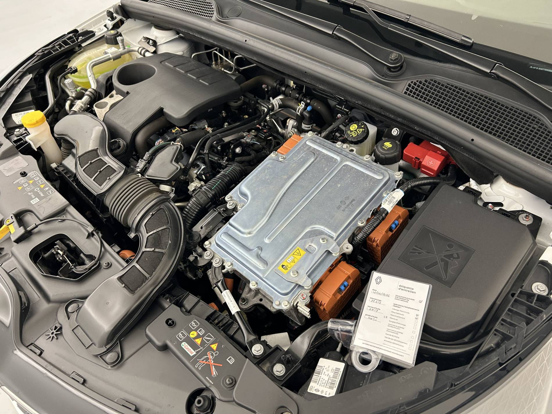 Vente en ligne Renault Clio 5 Clio E-Tech full hybrid 145 au prix de 14 490 €