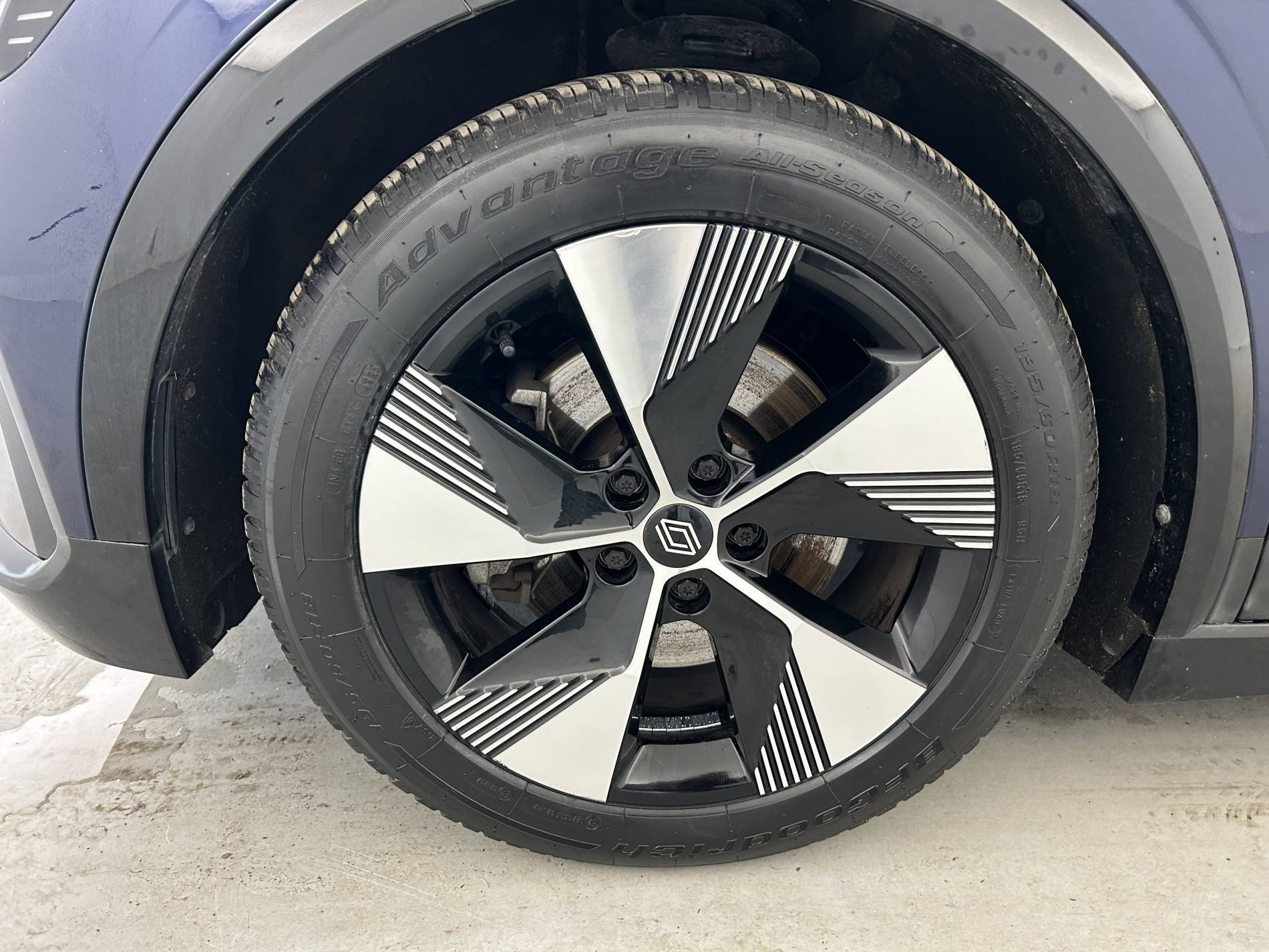 Vente en ligne Renault Megane E-Tech  EV60 220 ch super charge au prix de 20 490 €