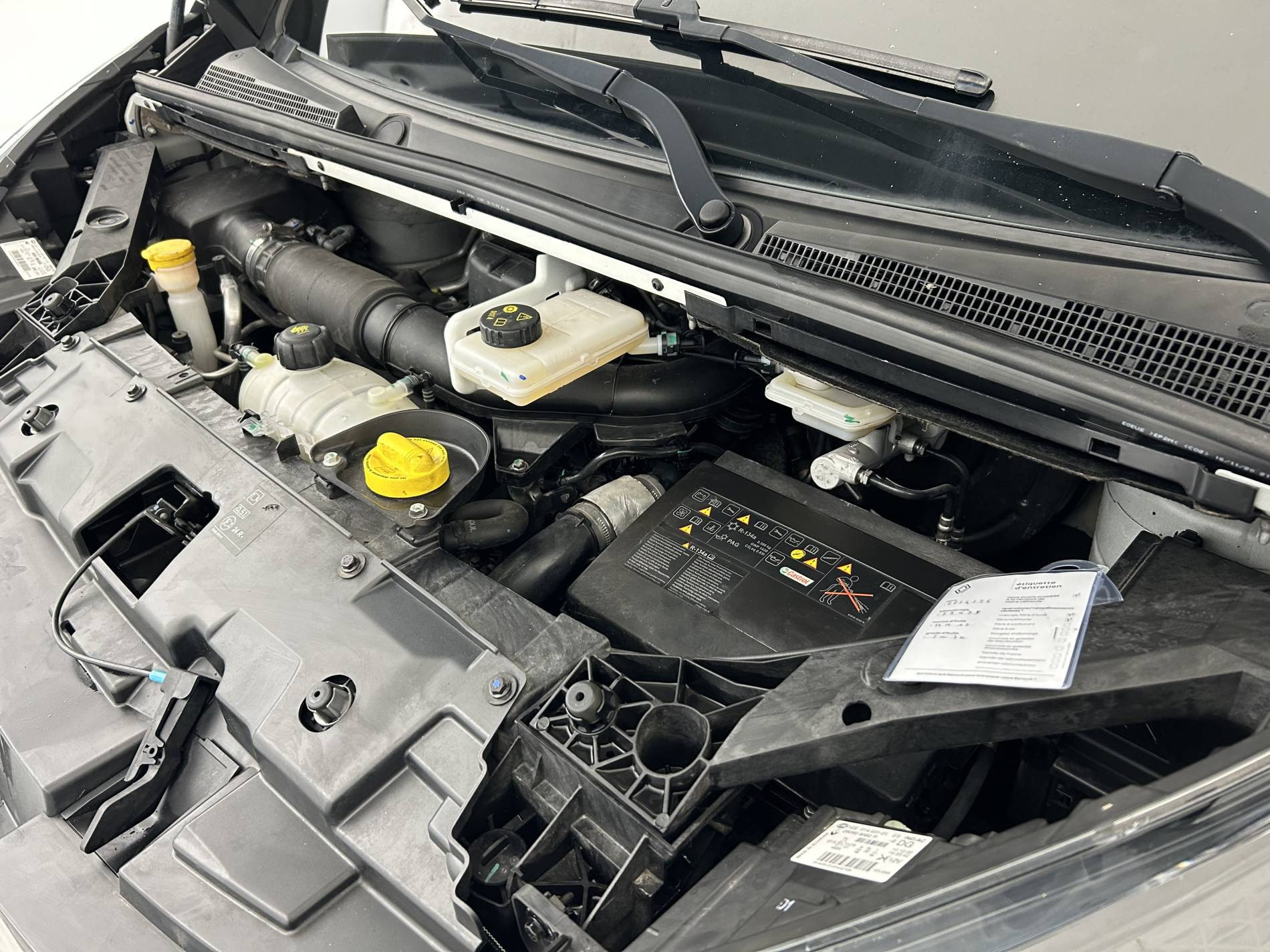 Vente en ligne Renault Trafic 3 Fourgon TRAFIC FGN L1H1 1200 KG DCI 120 au prix de 18 790 €