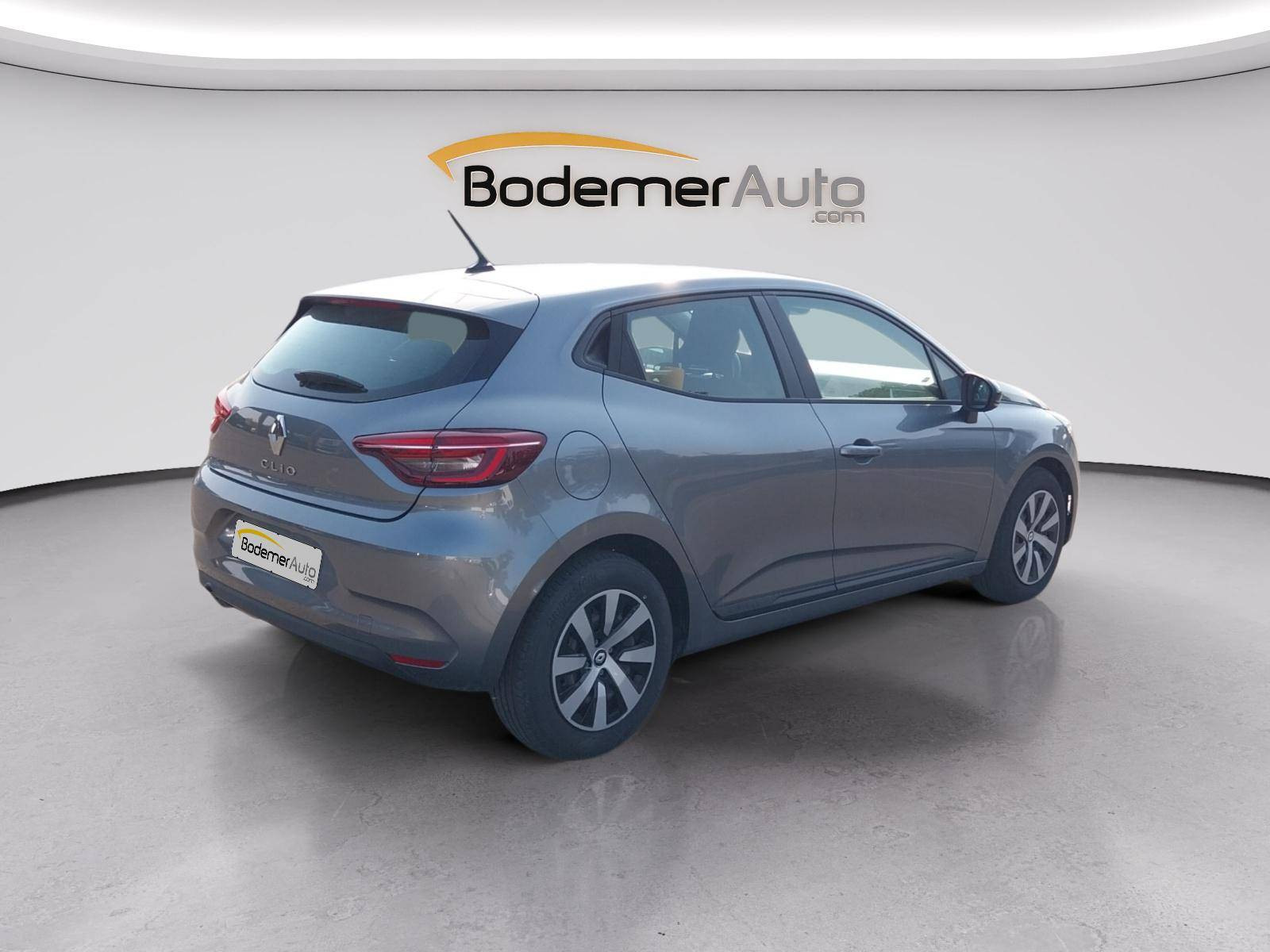 Vente en ligne Renault Clio 5 Clio TCe 90 au prix de 13 000 €