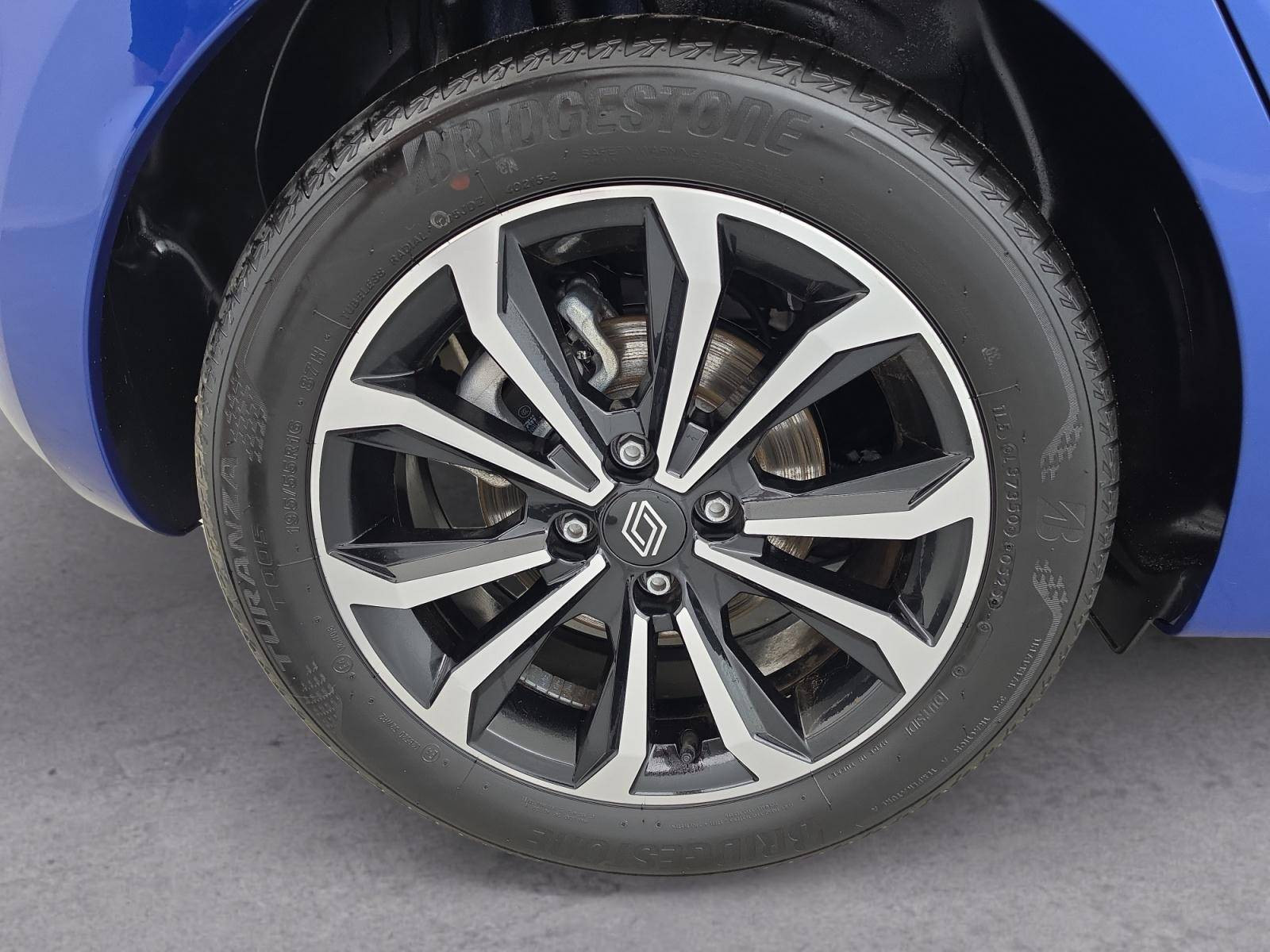 Vente en ligne Renault Clio 5 Clio E-Tech full hybrid 145 ch GSR2 au prix de 19 490 €