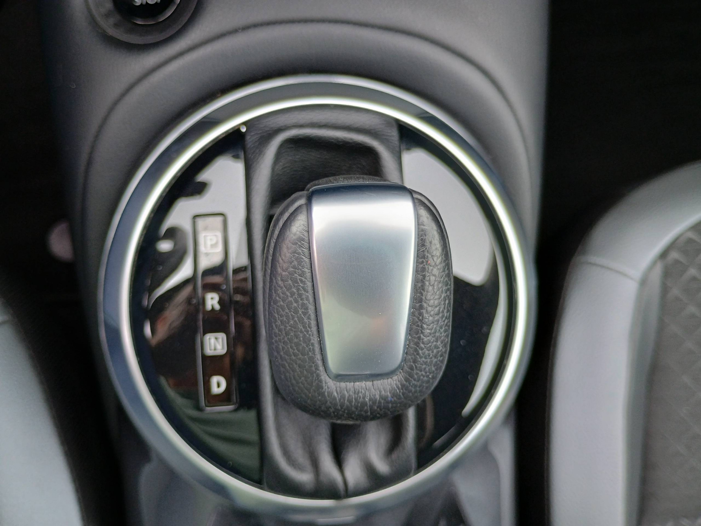 Vente en ligne Nissan Juke Juke HYBRID 143 au prix de 19 900 €
