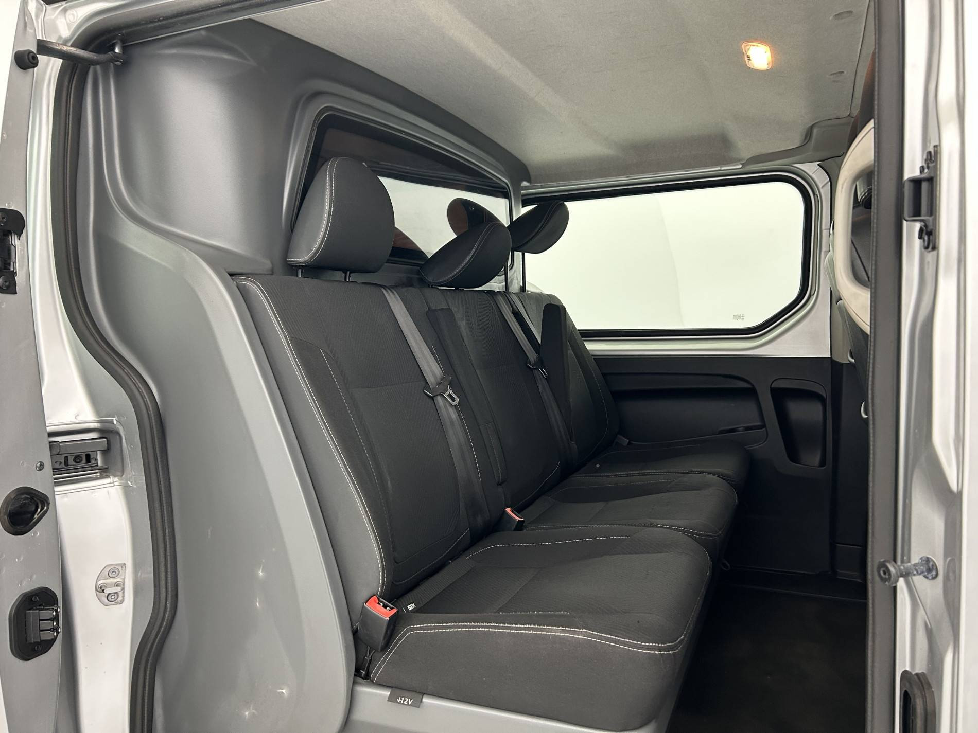 Vente en ligne Renault Trafic Cabine Approfondie TRAFIC CA L1H1 1000 KG DCI 120 E6 au prix de 15 990 €