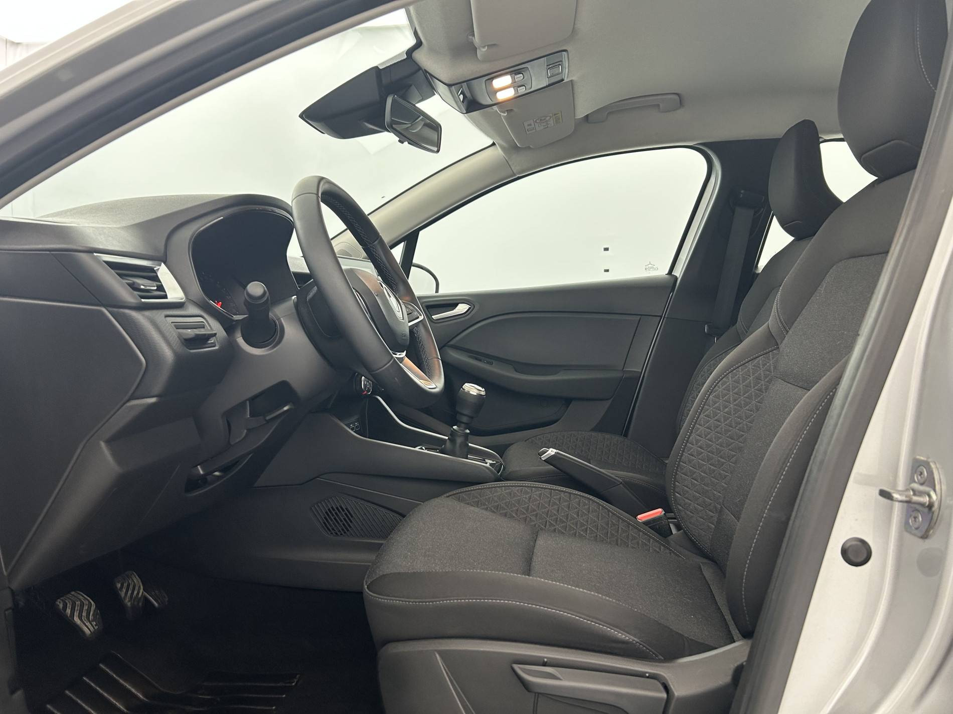 Vente en ligne Renault Clio 5 Clio TCe 90 au prix de 14 490 €