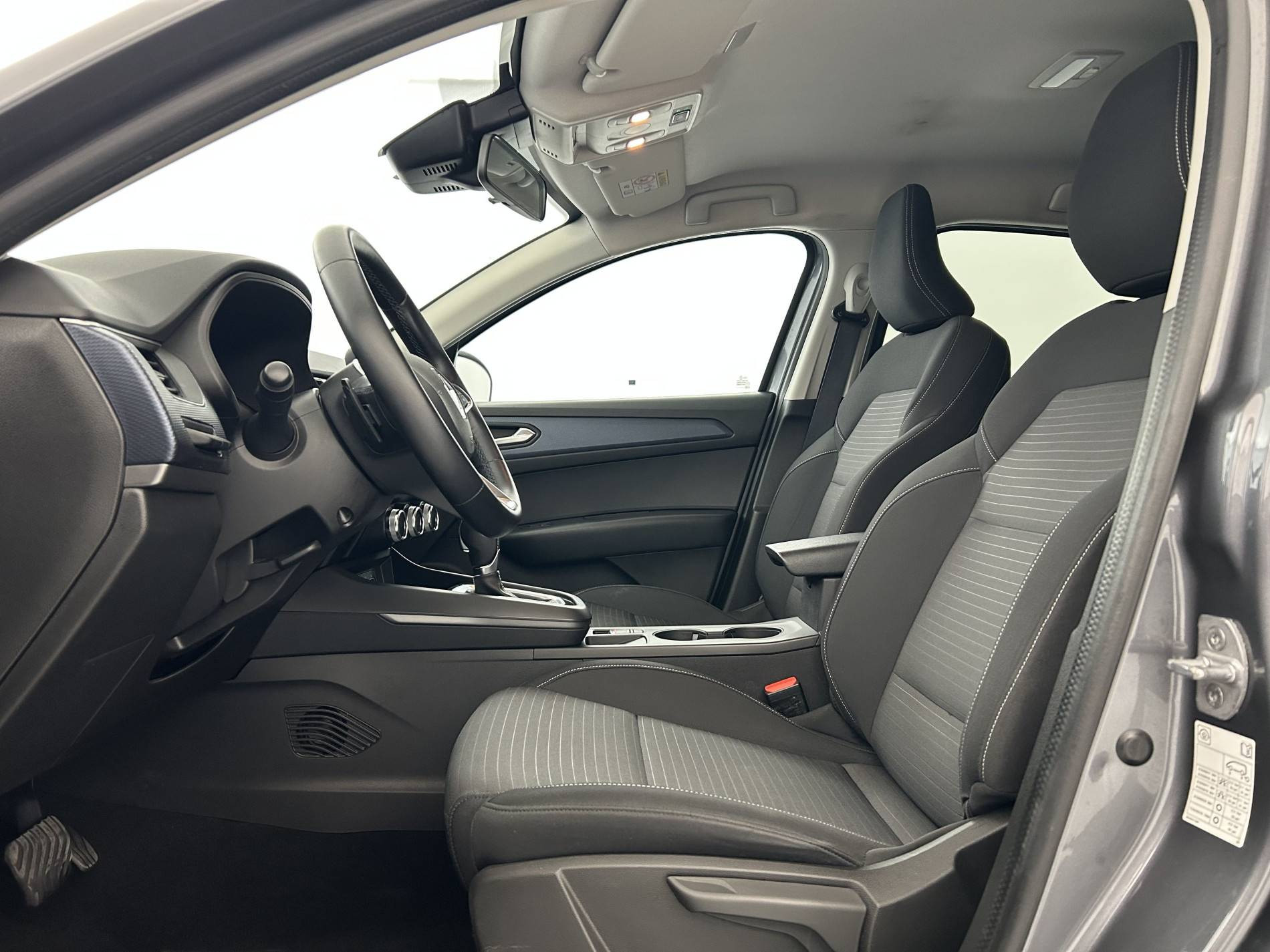Vente en ligne Renault Arkana  mild hybrid 140 EDC FAP - 22 au prix de 18 490 €