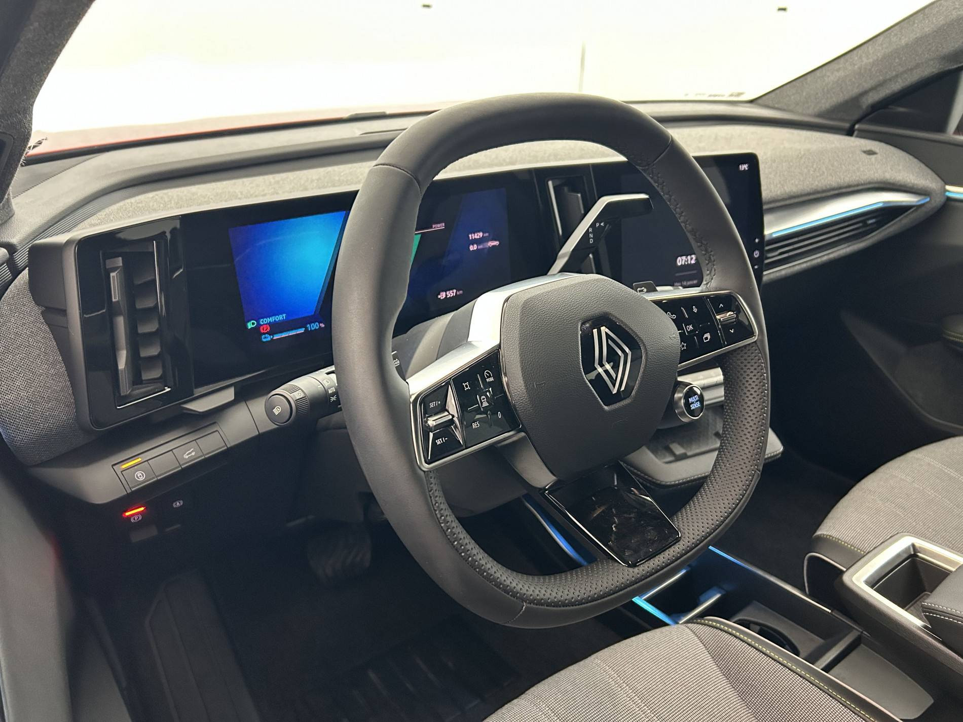 Vente en ligne Renault Scenic E-Tech  220 ch grande autonomie au prix de 38 590 €