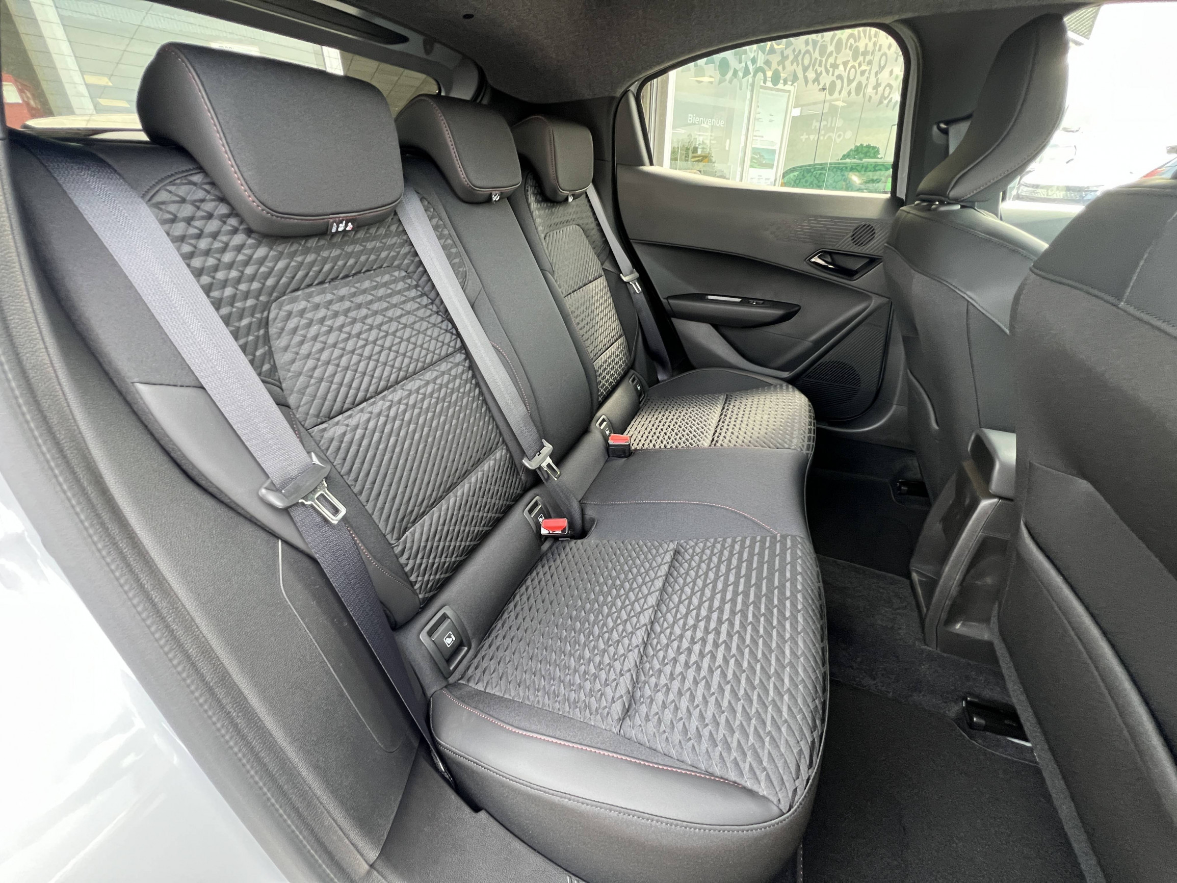 Vente en ligne Renault Clio 6 Clio TCe 115 ch au prix de 23 290 €