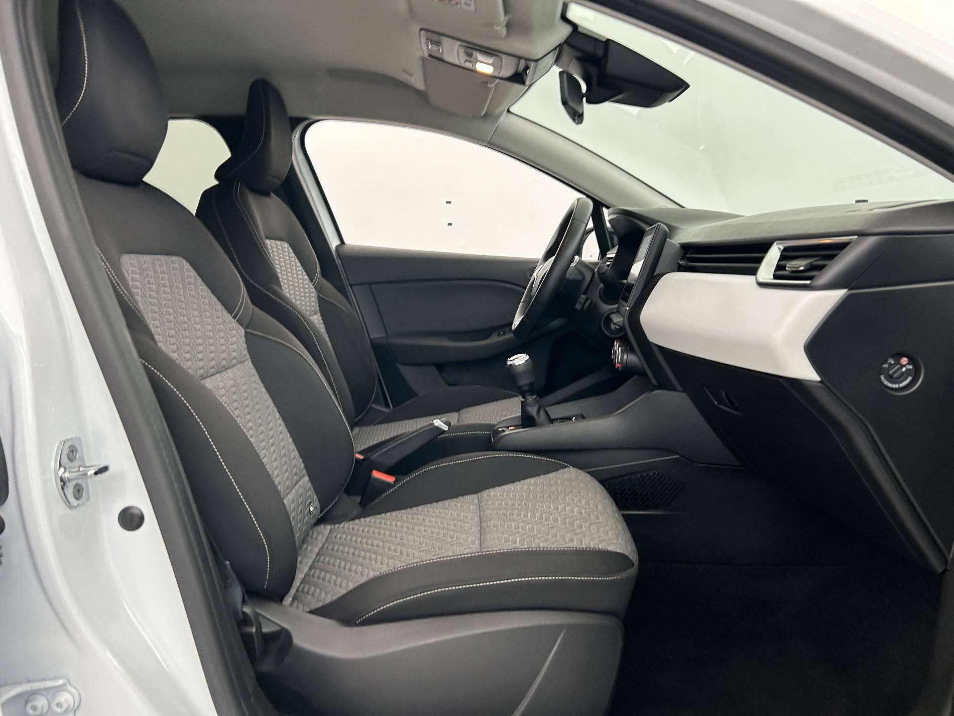 Vente en ligne Renault Clio 5 Clio SCe 65 au prix de 12 600 €