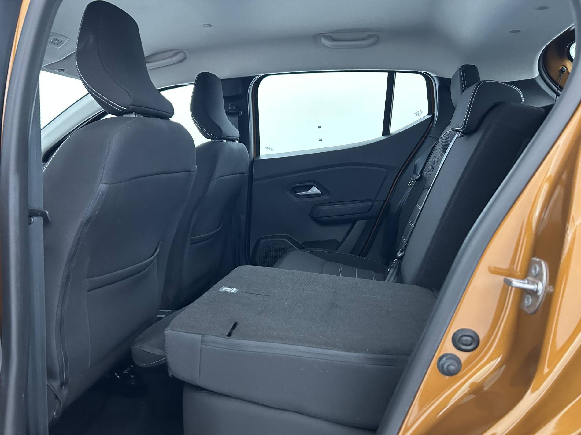 Vente en ligne Dacia Sandero  ECO-G 100 au prix de 15 490 €