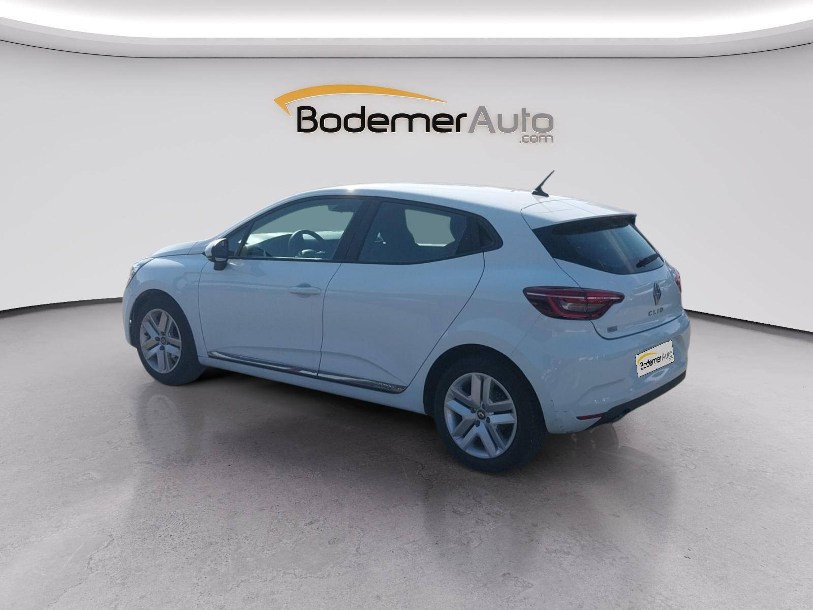 Vente en ligne Renault Clio 5 Clio SCe 65 - 21N au prix de 13 190 €
