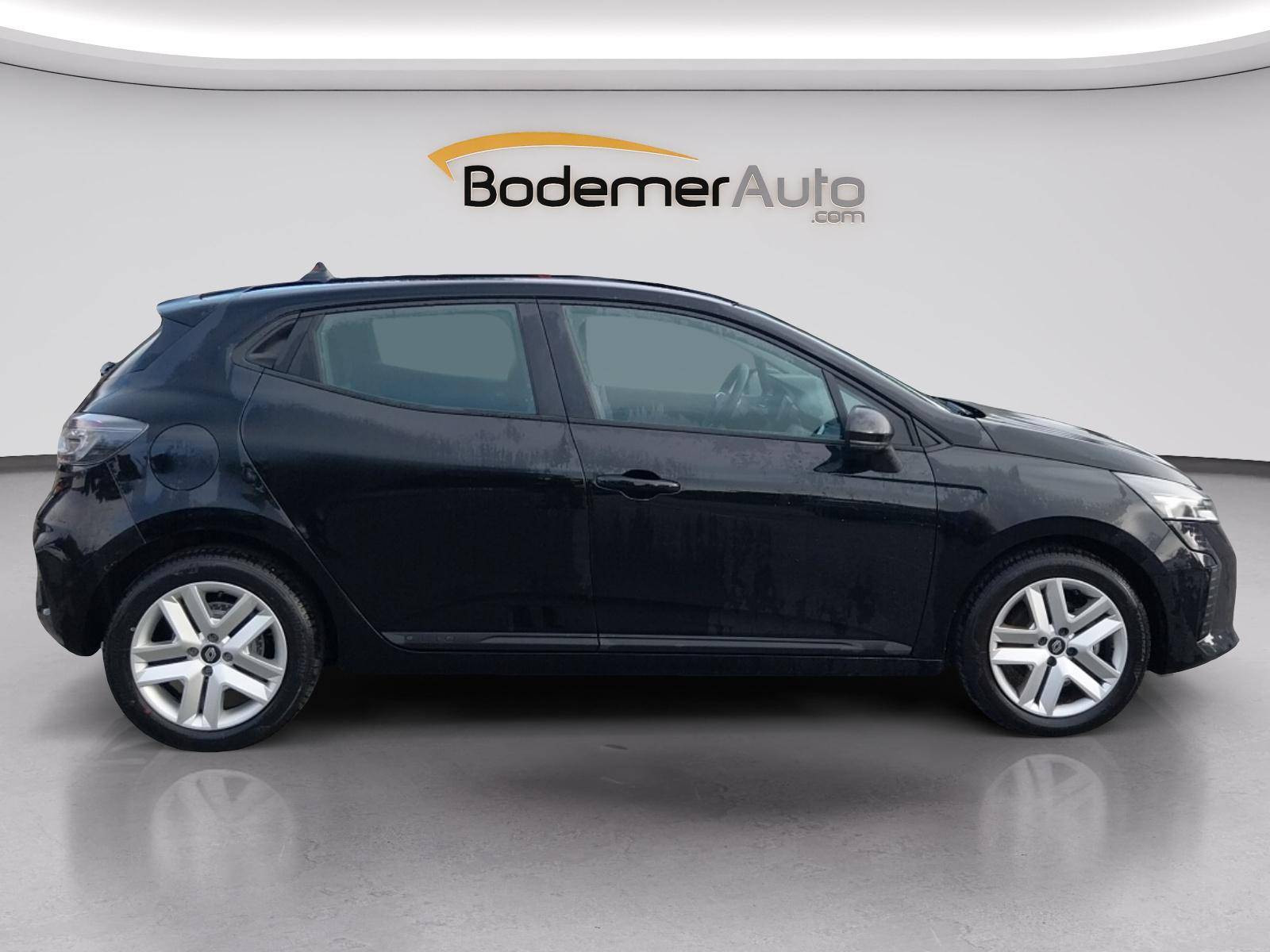 Vente en ligne Renault Clio 5 Clio Blue dCi 100 ch GSR2 au prix de 16 990 €